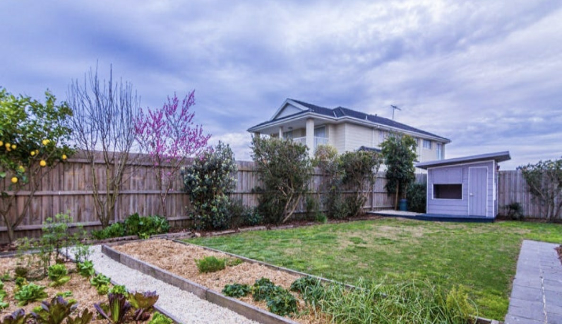 25 Henning Avenue, LYNBROOK