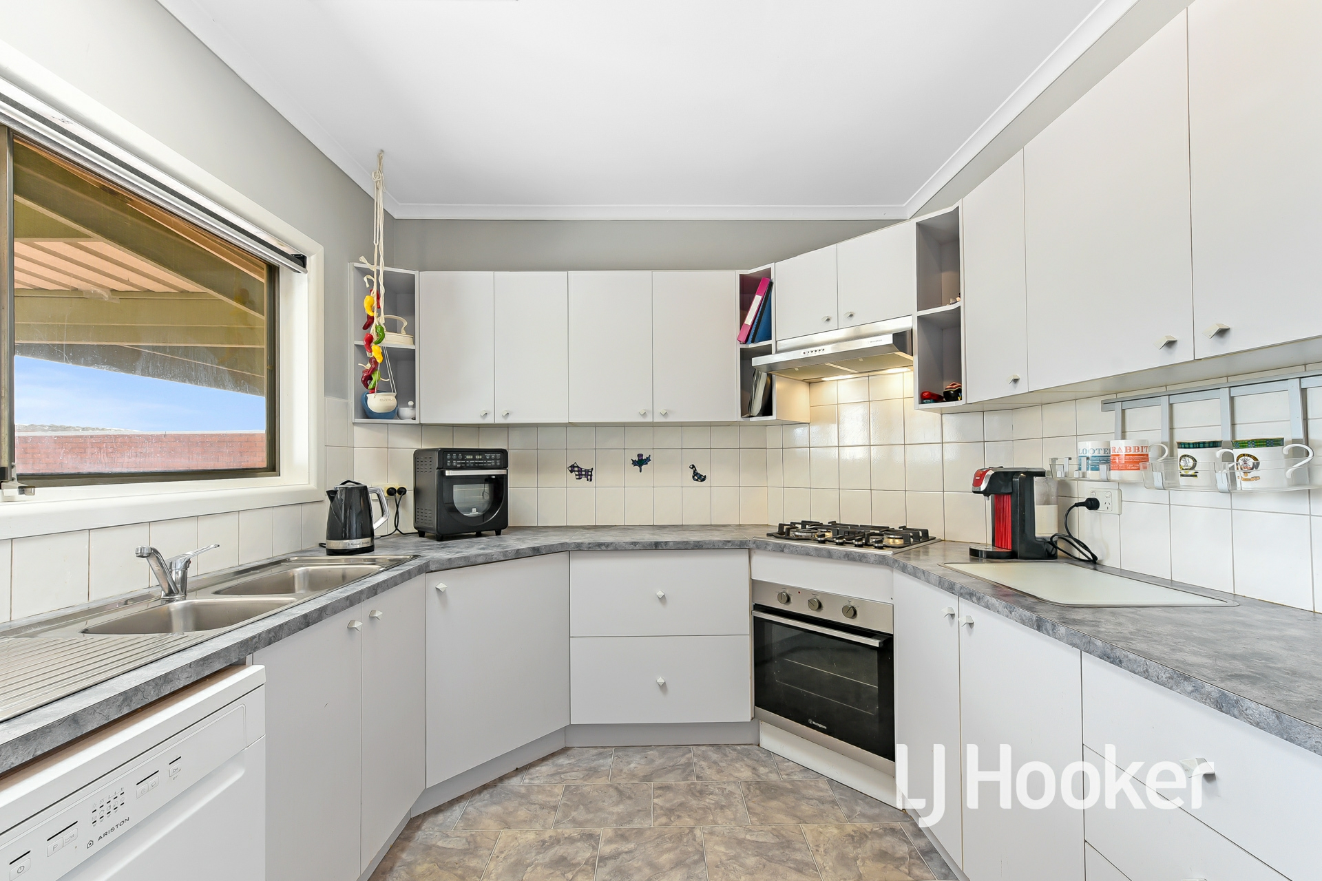 8 Bride Avenue, HAMPTON PARK