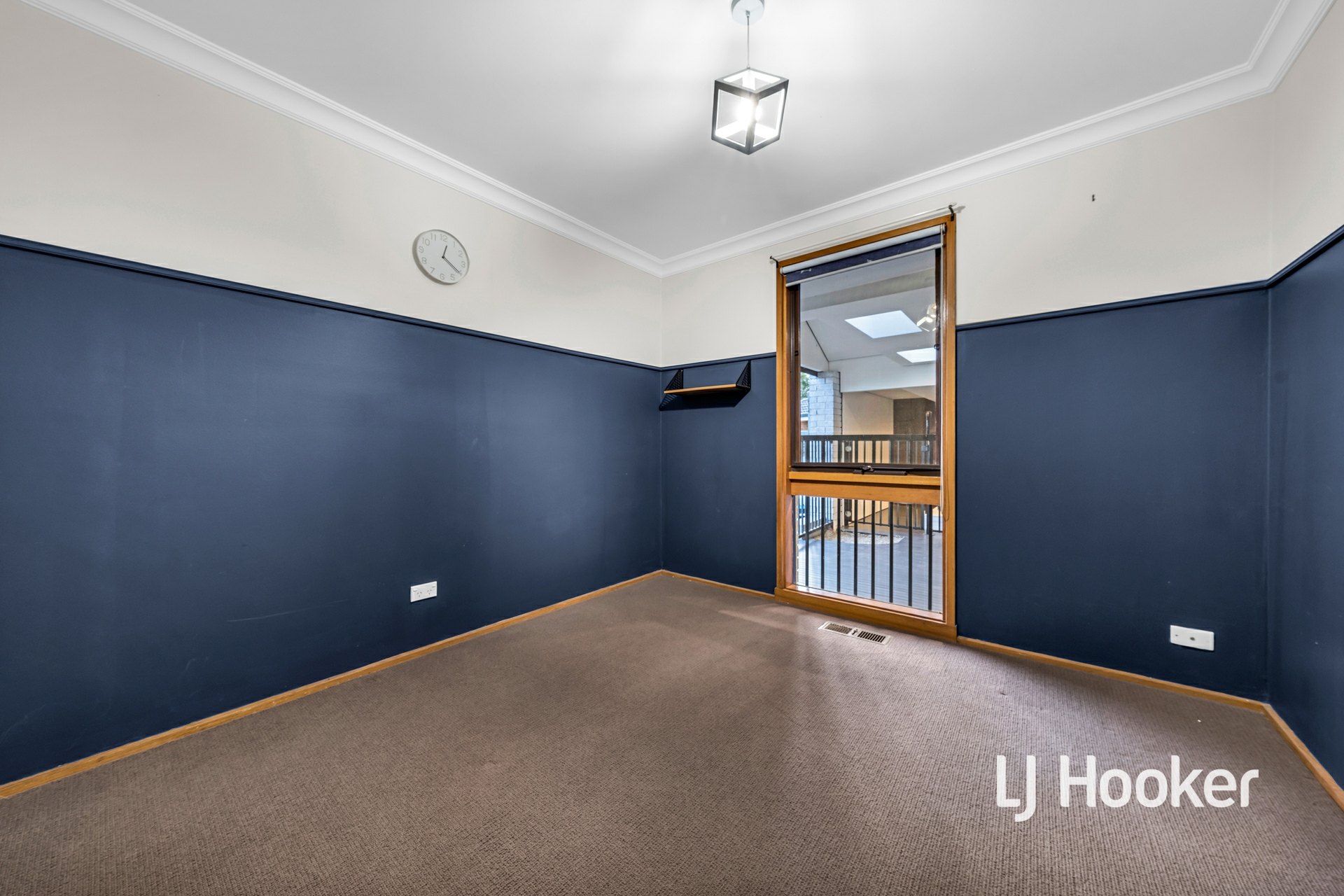 6 Lynne Court, HALLAM