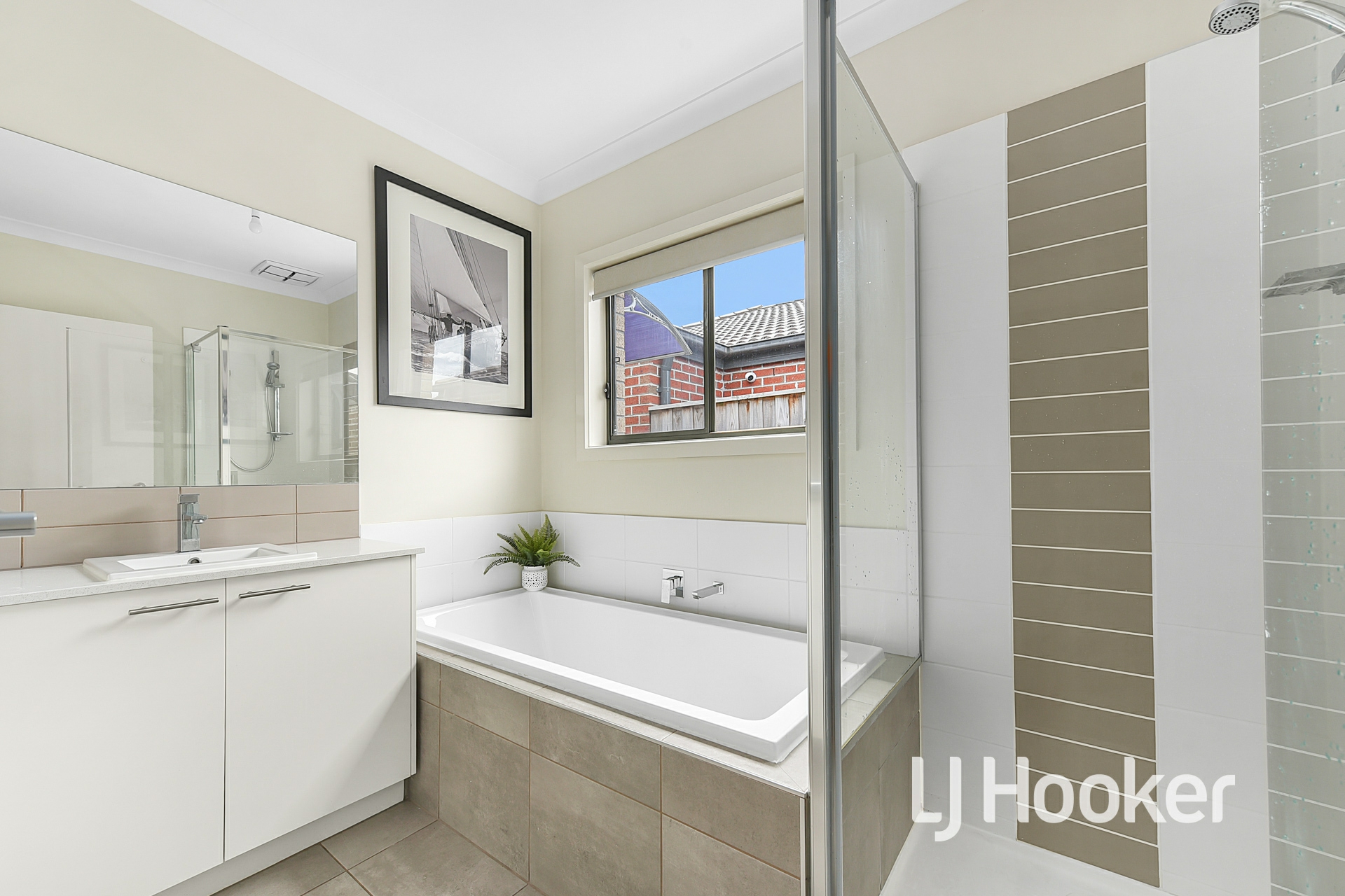 66 Highmount Drive, HAMPTON PARK