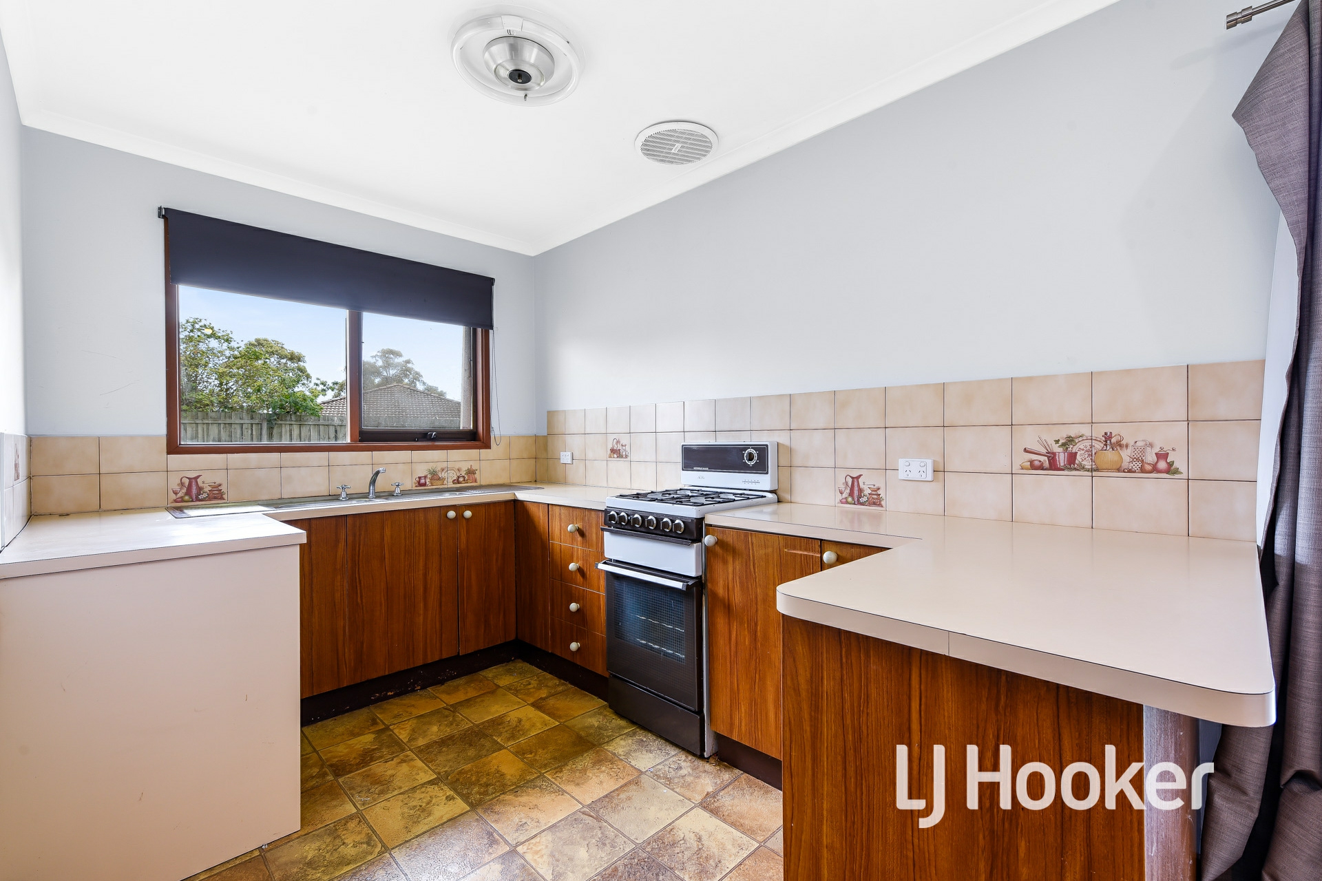 63 Pound Road Hampton Park VIC Property Details LJ Hooker