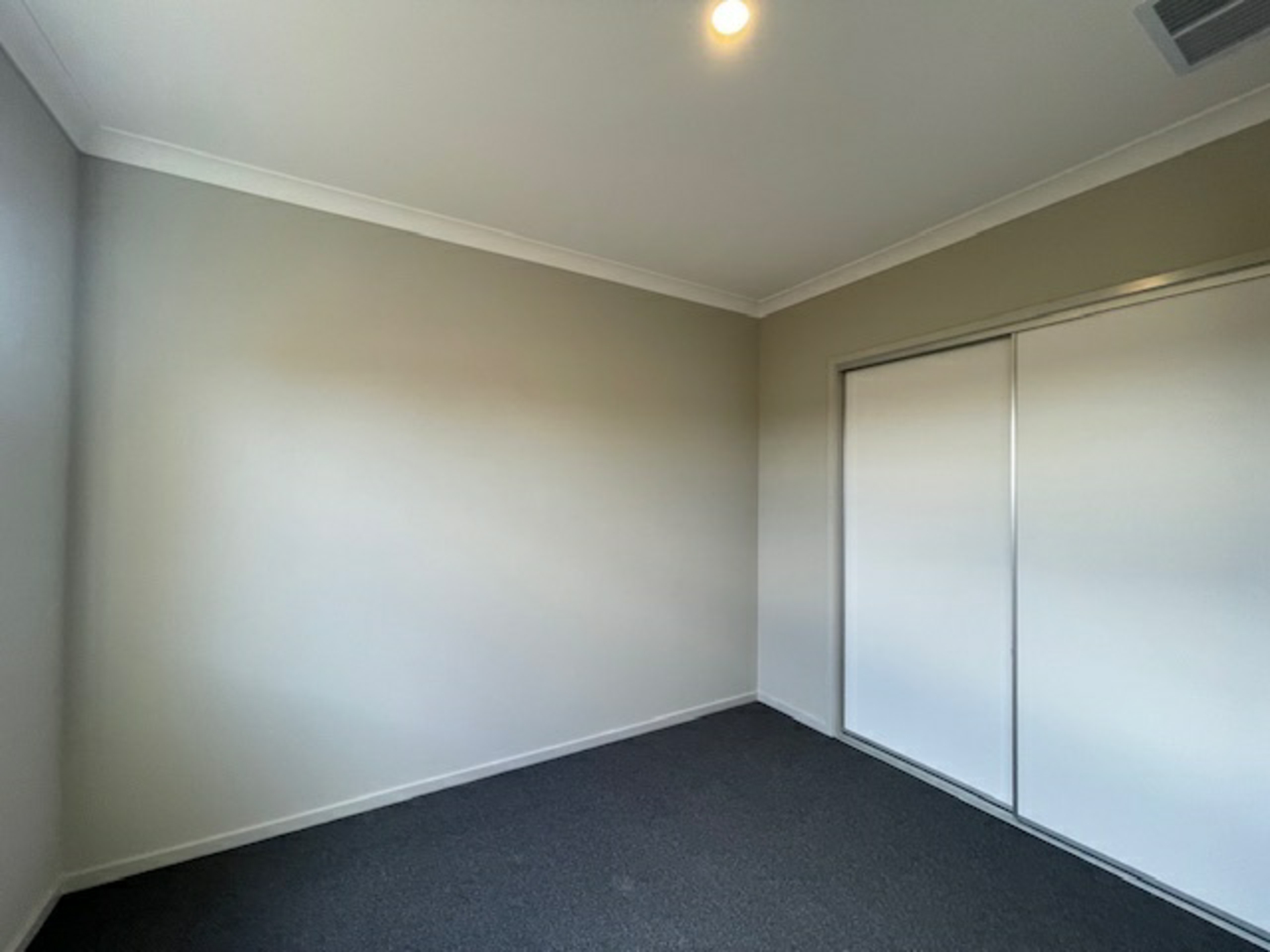 22 Guru Boulevard, LYNBROOK