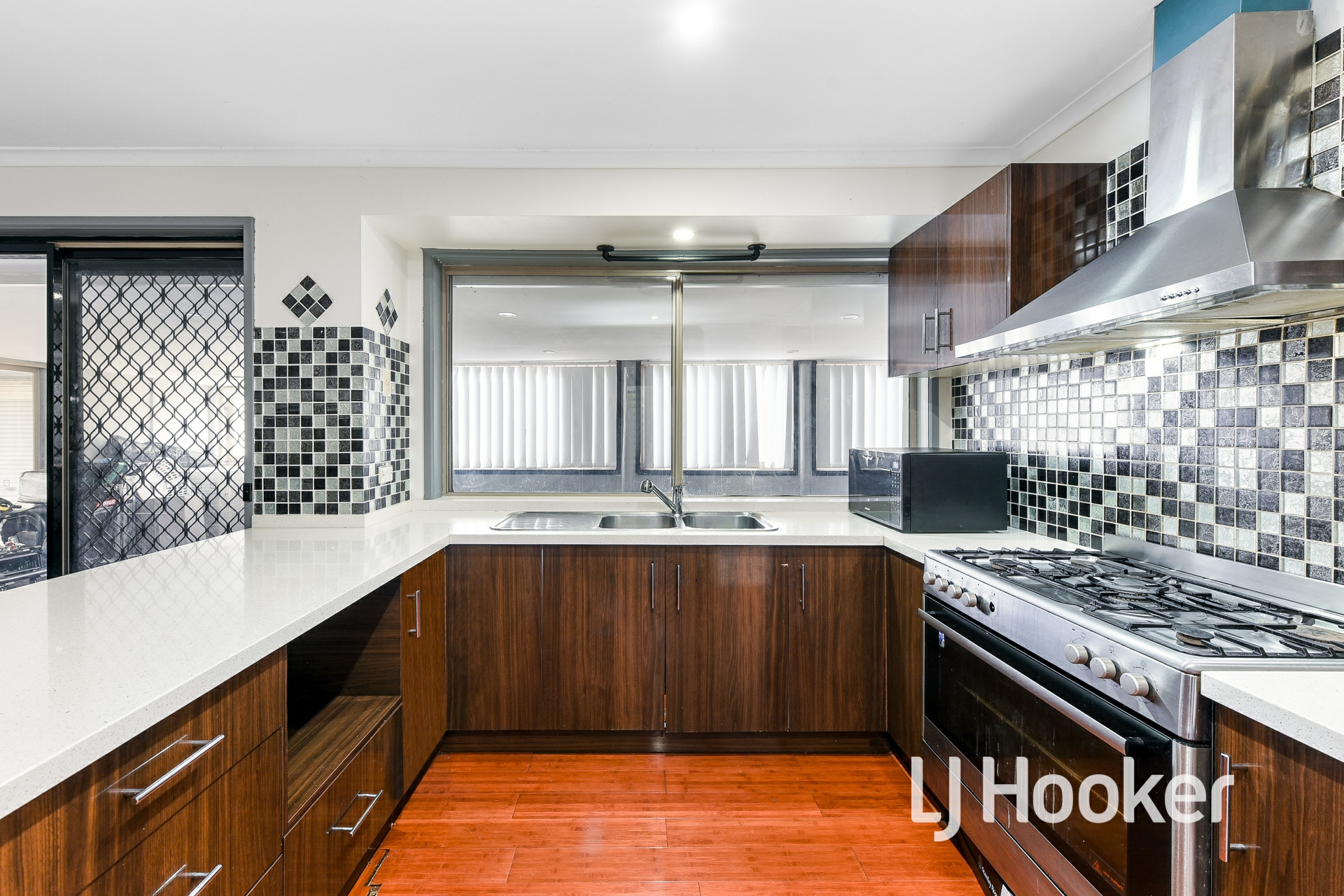 1 Reeves Court, HAMPTON PARK