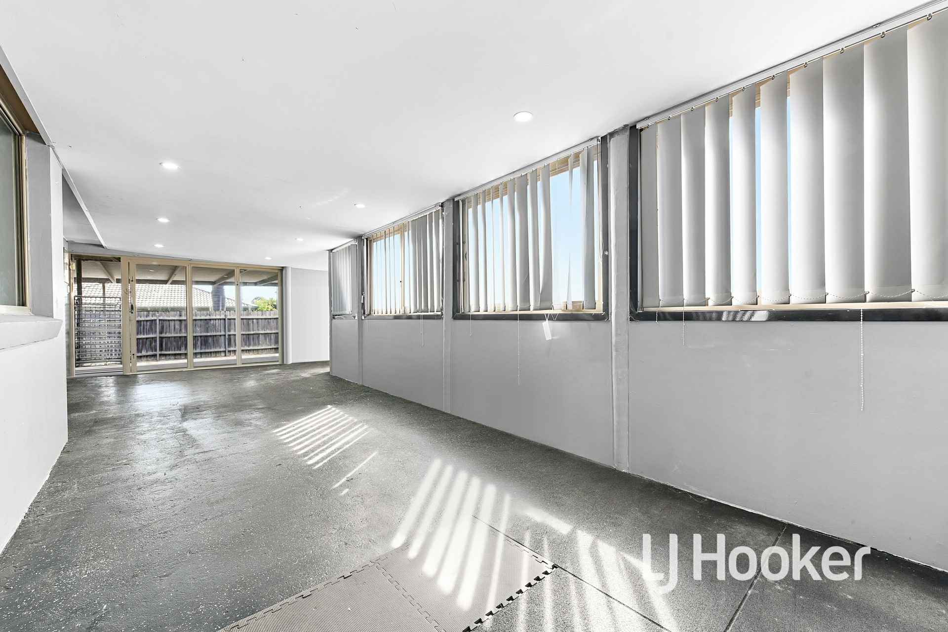 1 Reeves Court, HAMPTON PARK