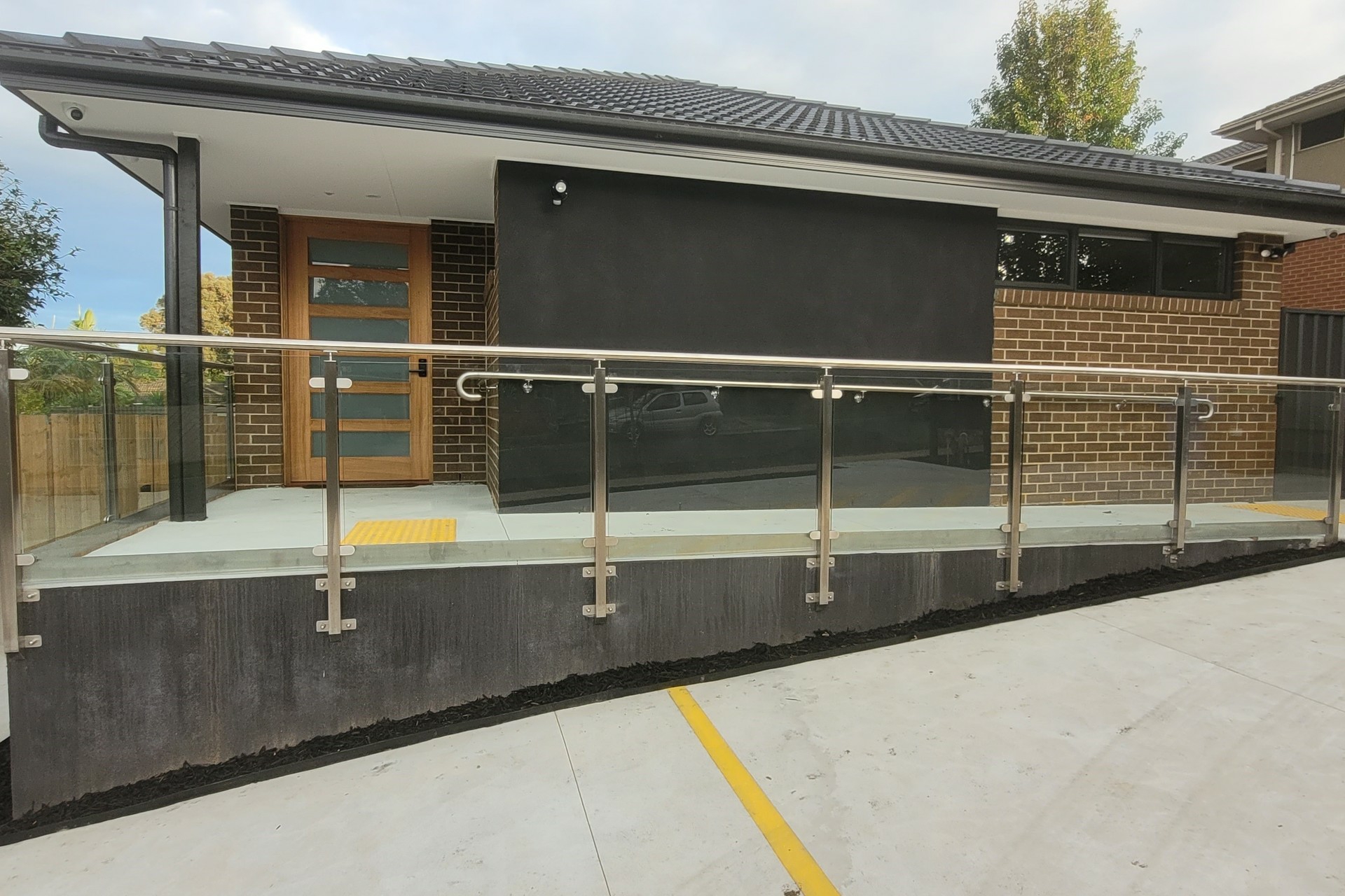 2 Albert Road — photo 2 of 17