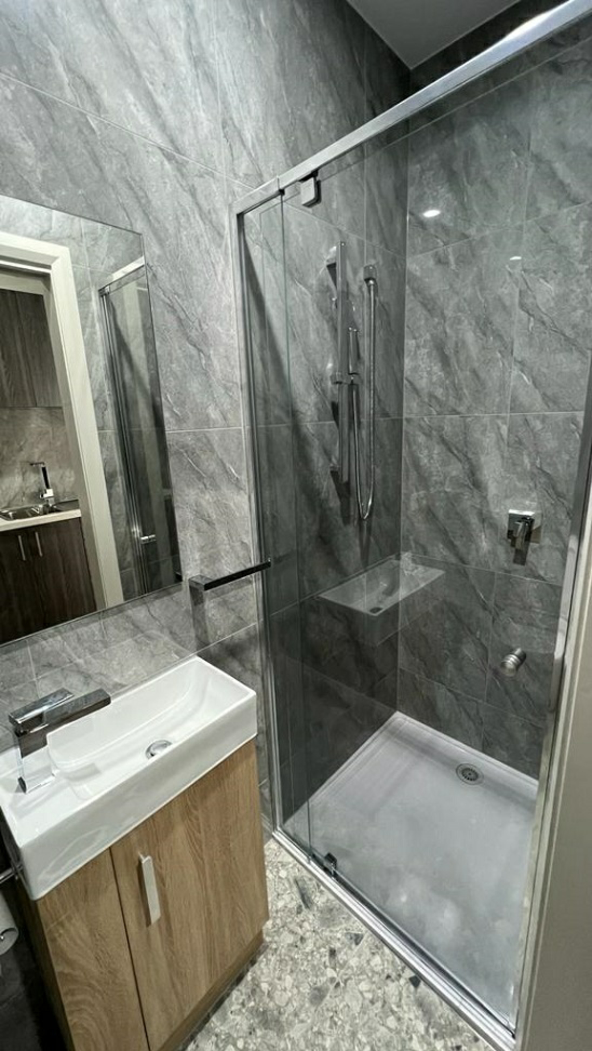2 Albert Road — photo 14 of 17