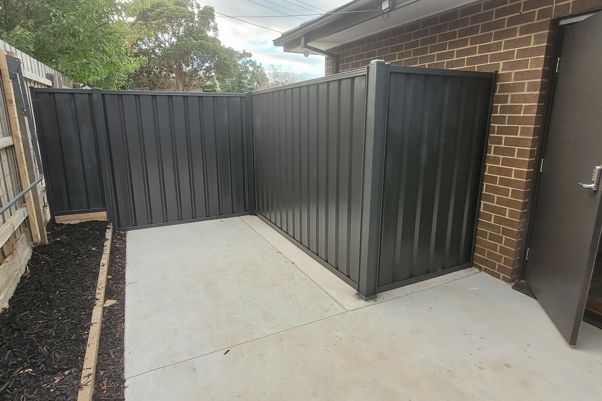 2 Albert Road — photo 16 of 17