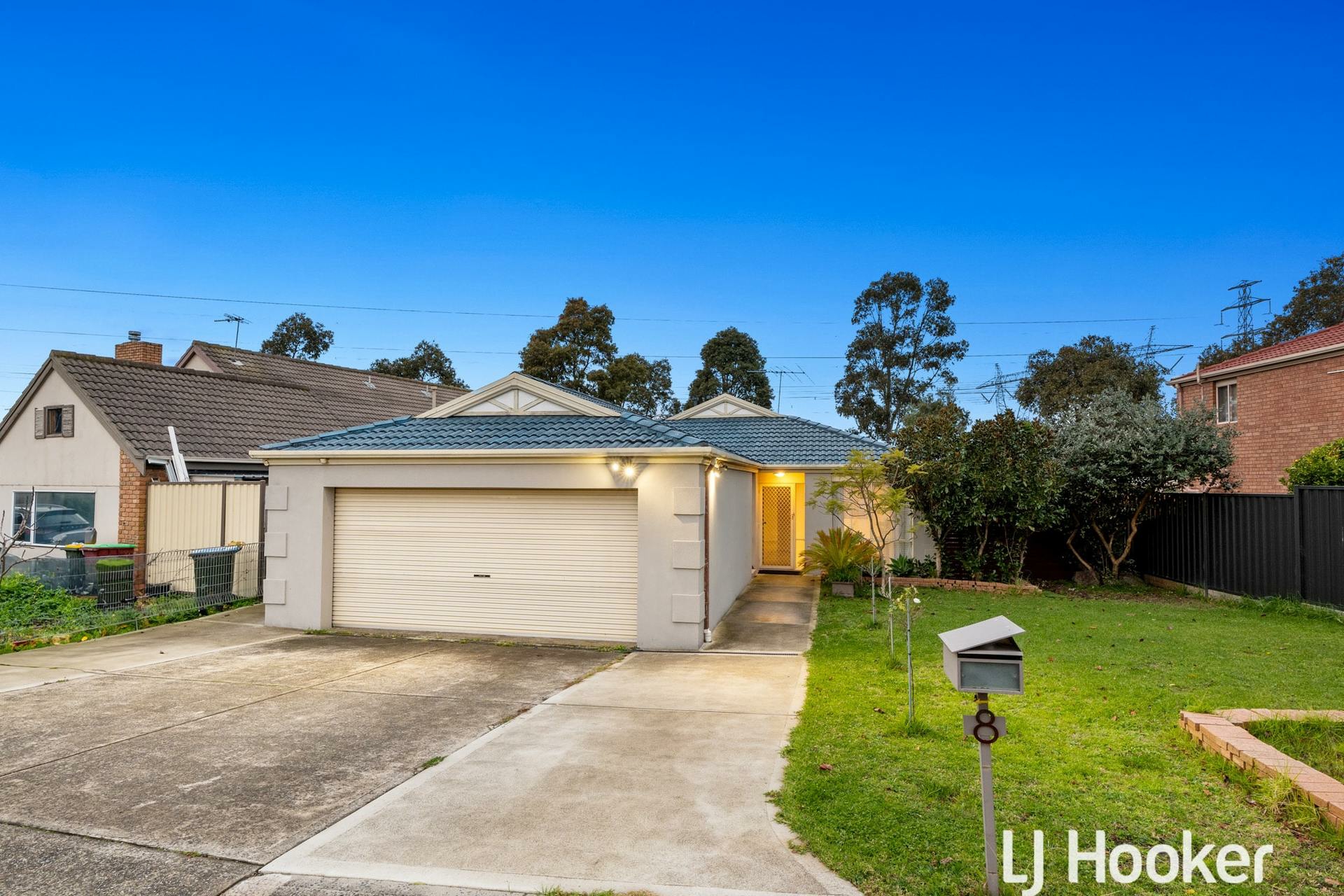 8 Raphael Street Hallam VIC House for Sale LJ Hooker