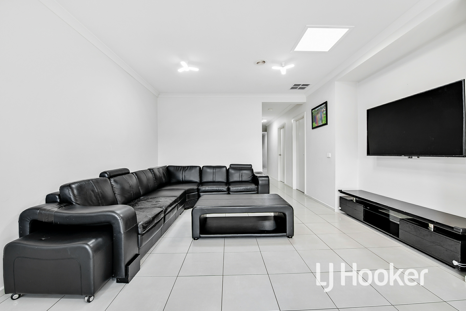 18 Portrait Place, CLYDE NORTH