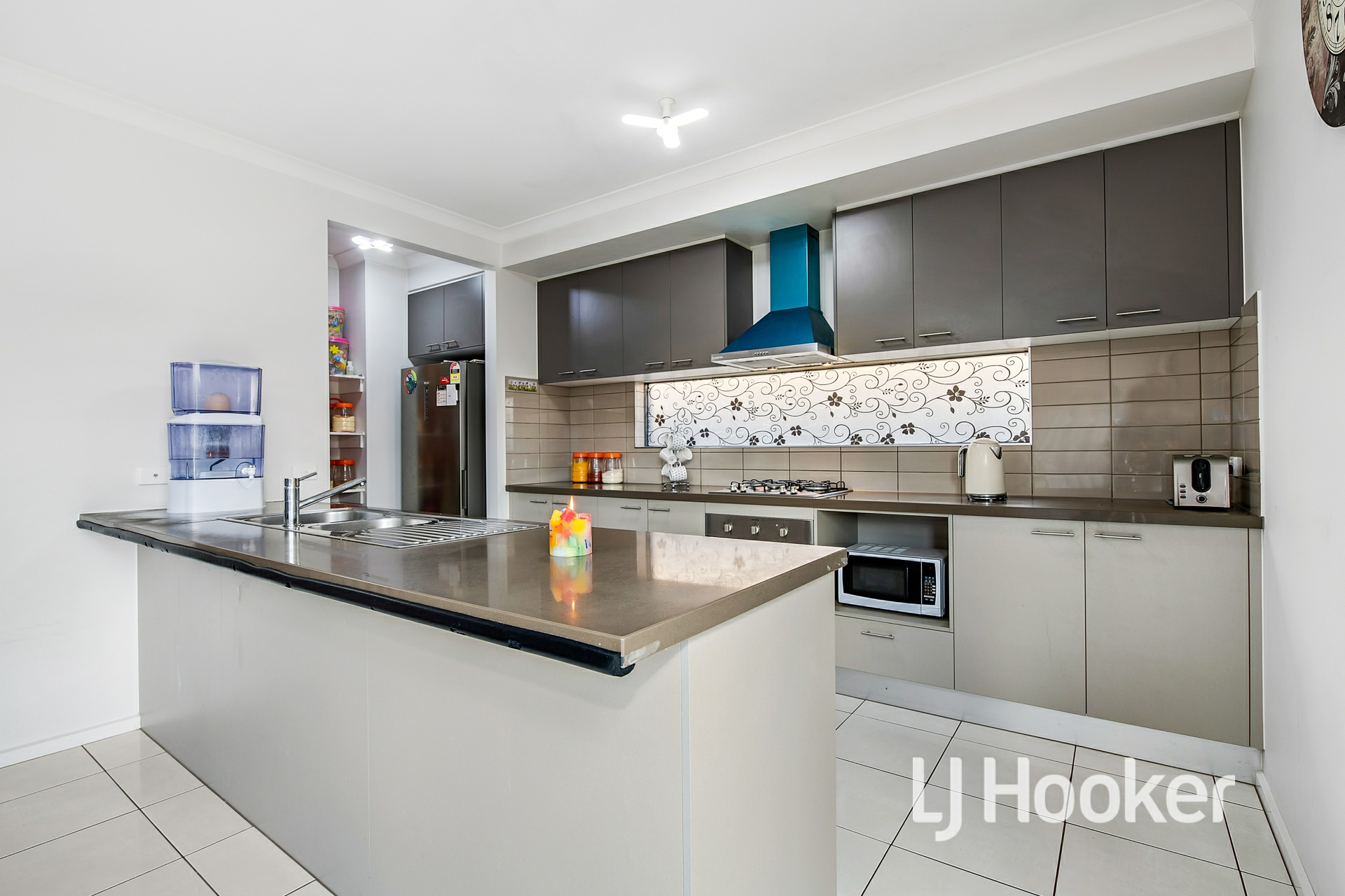 18 Portrait Place, CLYDE NORTH