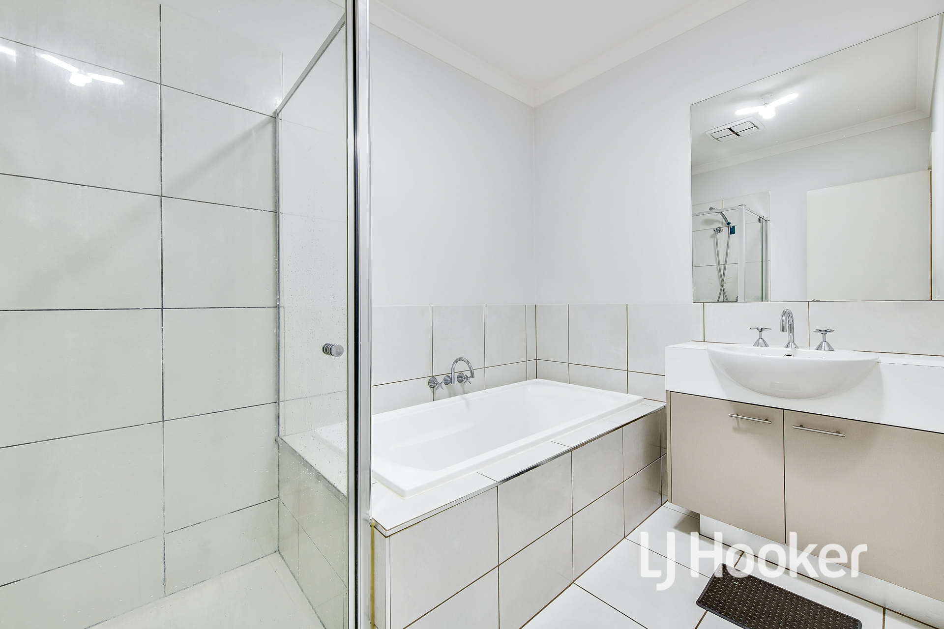 18 Portrait Place, CLYDE NORTH