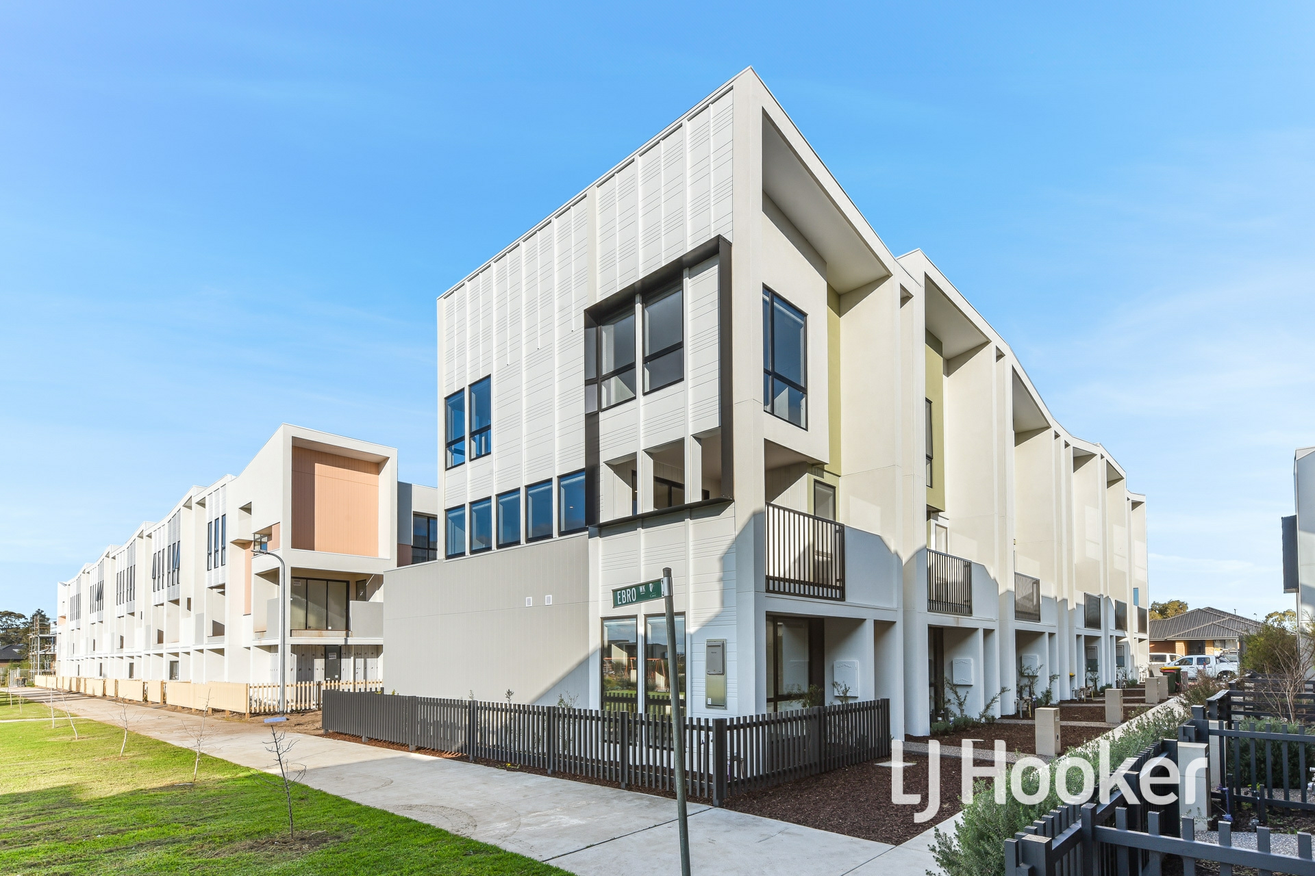12 Ottawa Walk, CRANBOURNE WEST