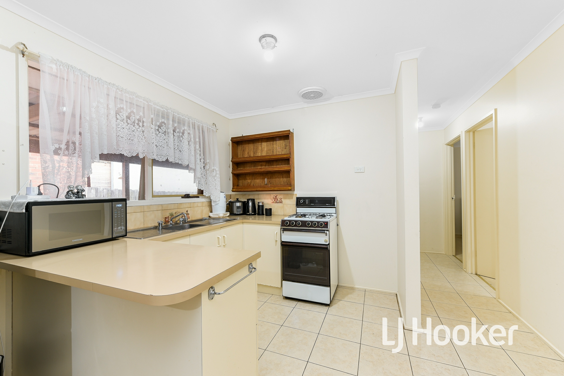 21 Denver Drive, NARRE WARREN
