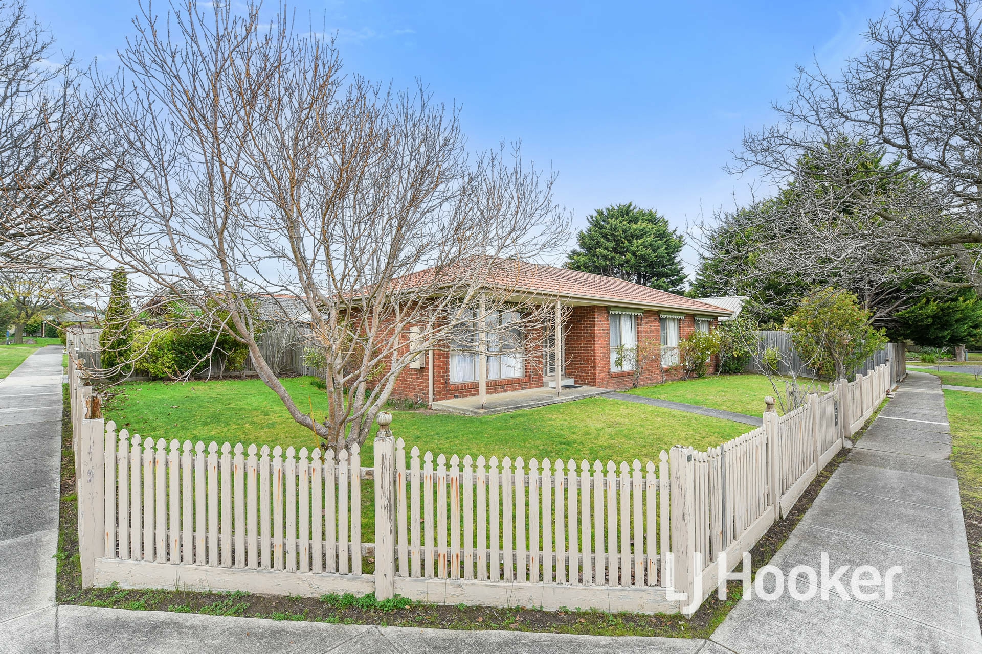 21 Denver Drive, NARRE WARREN
