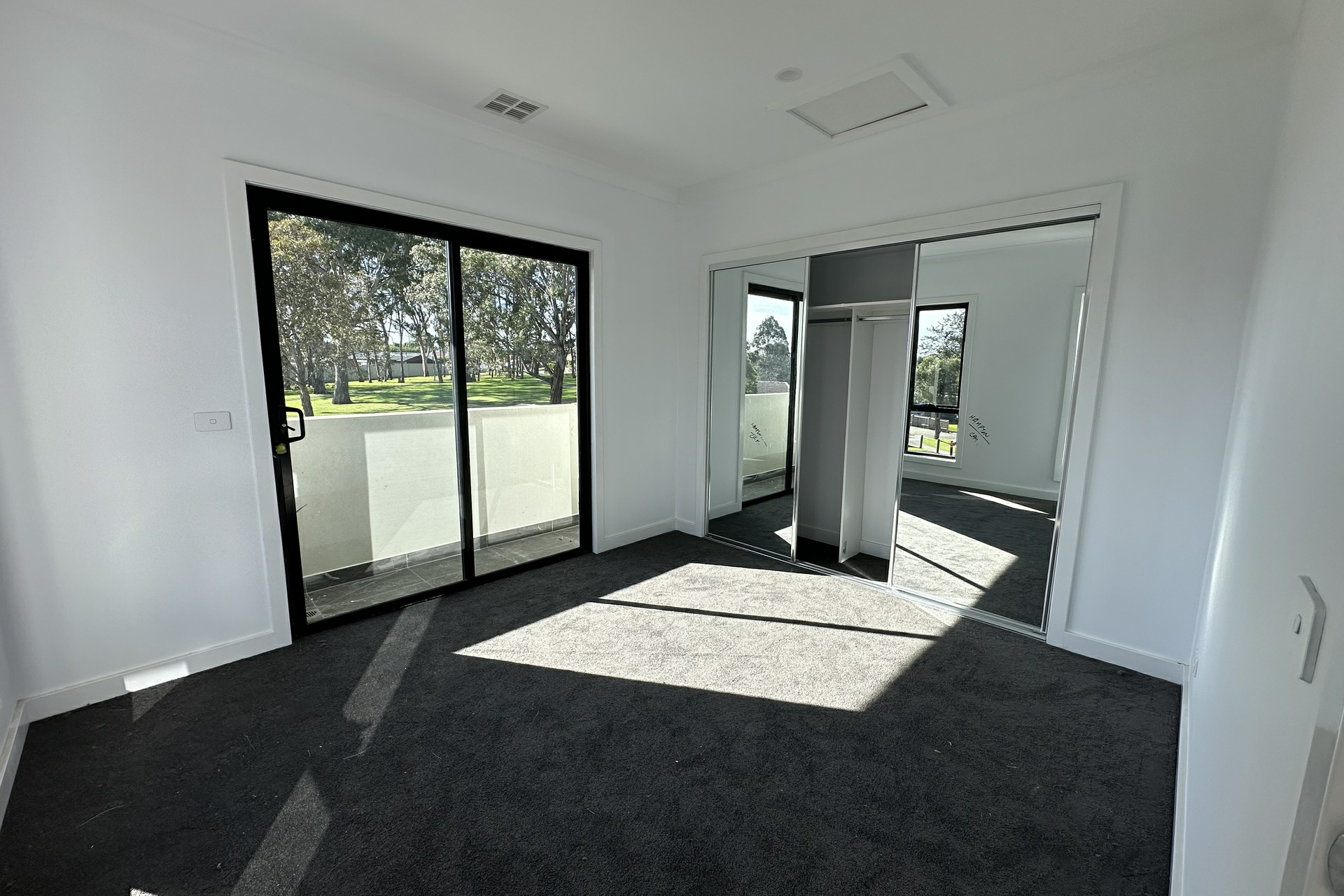 2/18 Mark Court, HAMPTON PARK