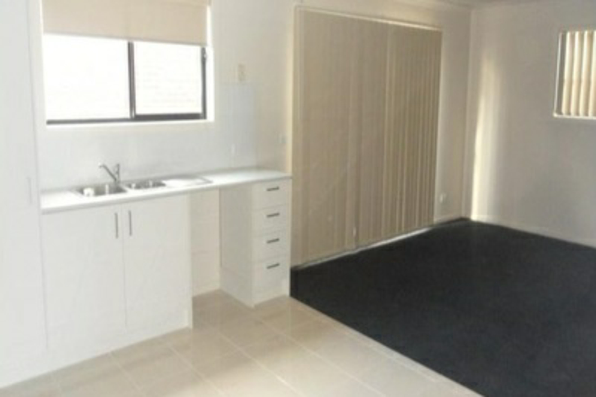 25/11 Hawk Avenue, PAKENHAM
