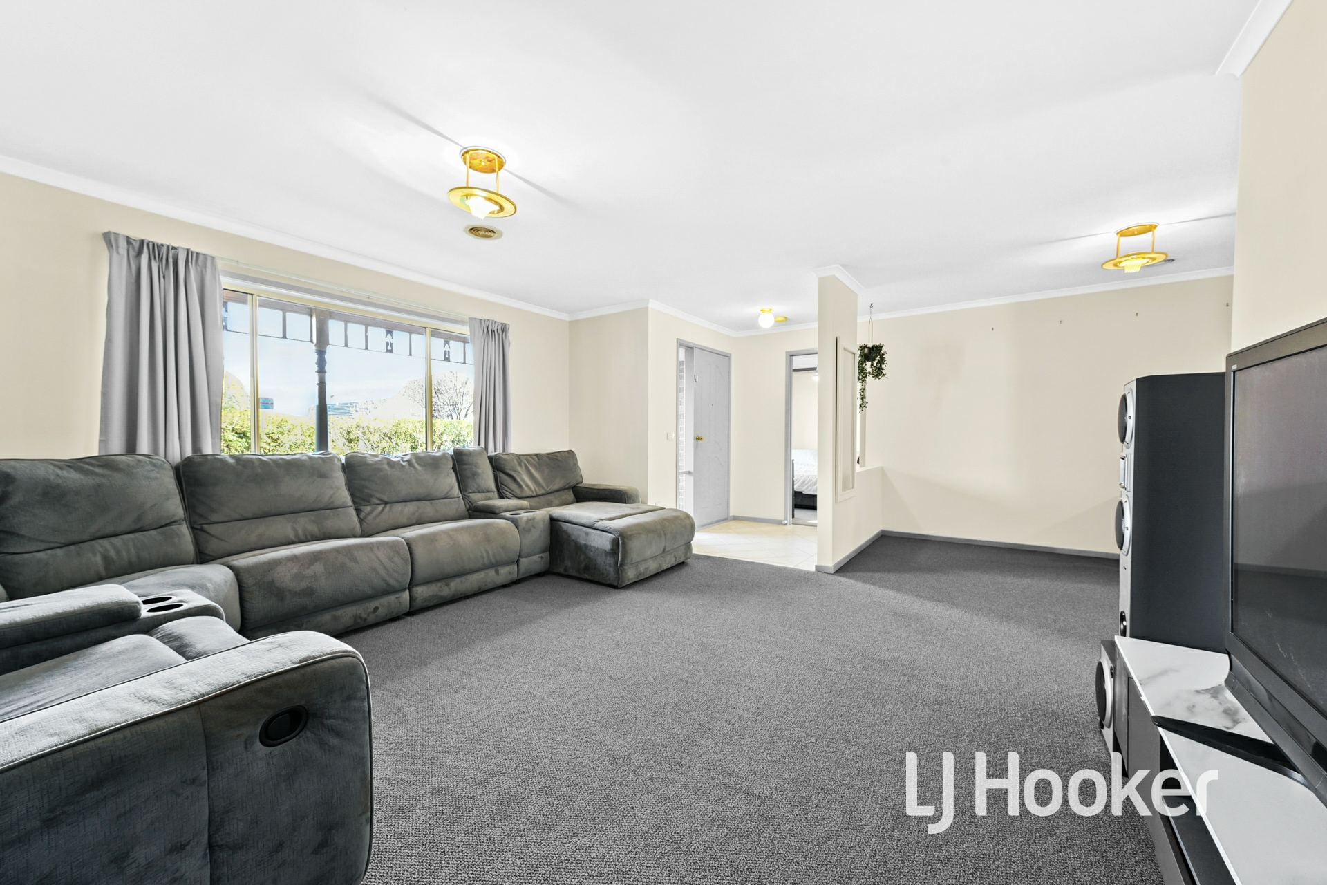 97 Central Road, HAMPTON PARK