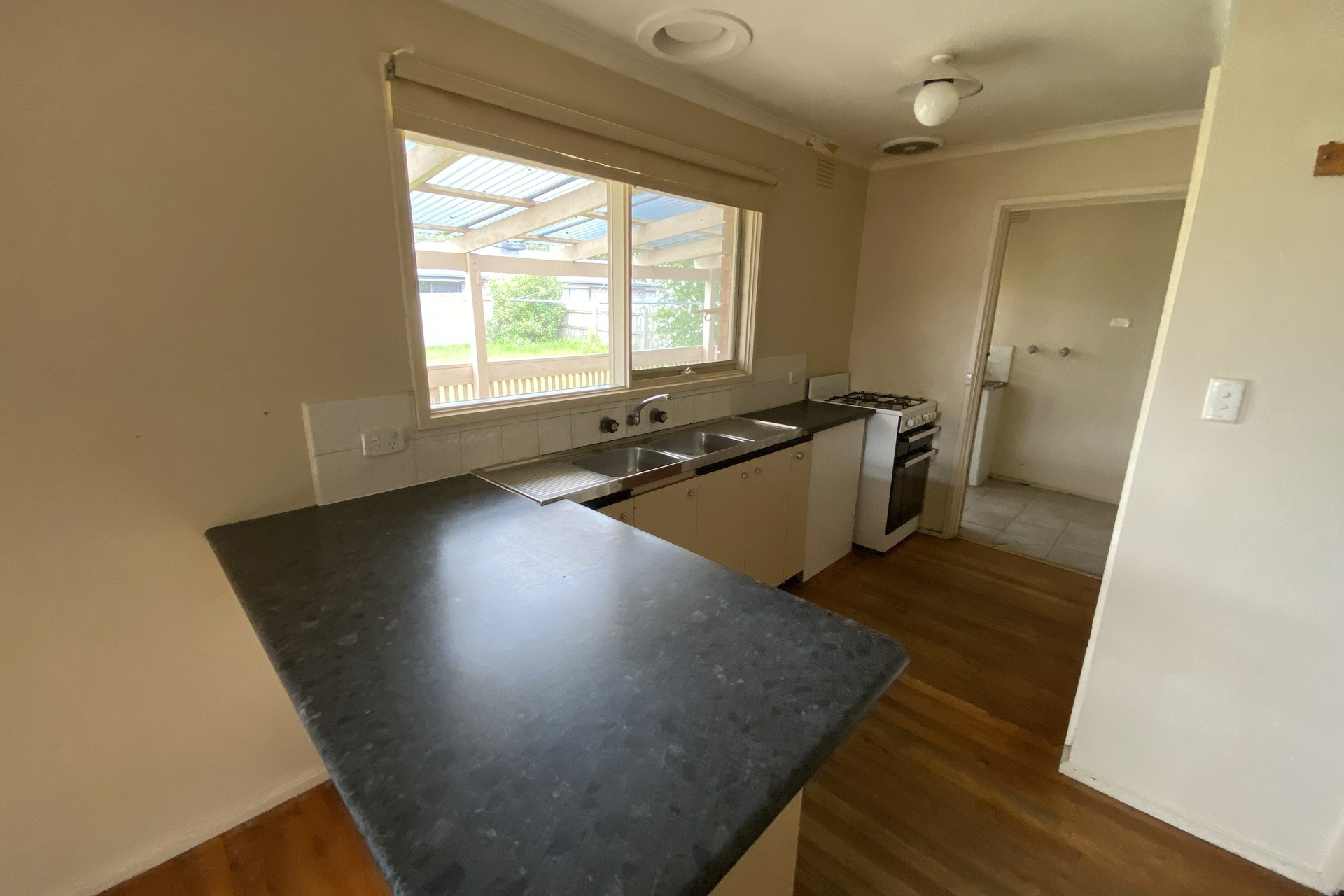 14 Winnima Avenue, HAMPTON PARK