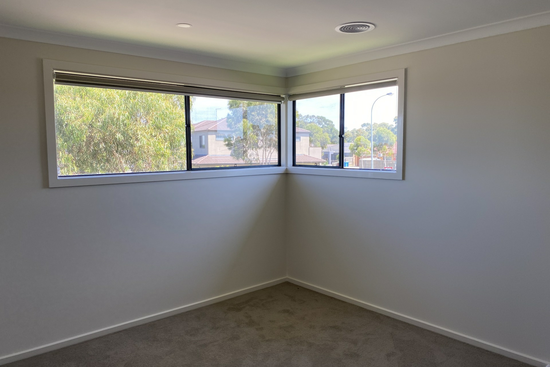 1 Camaro Drive, CRANBOURNE EAST