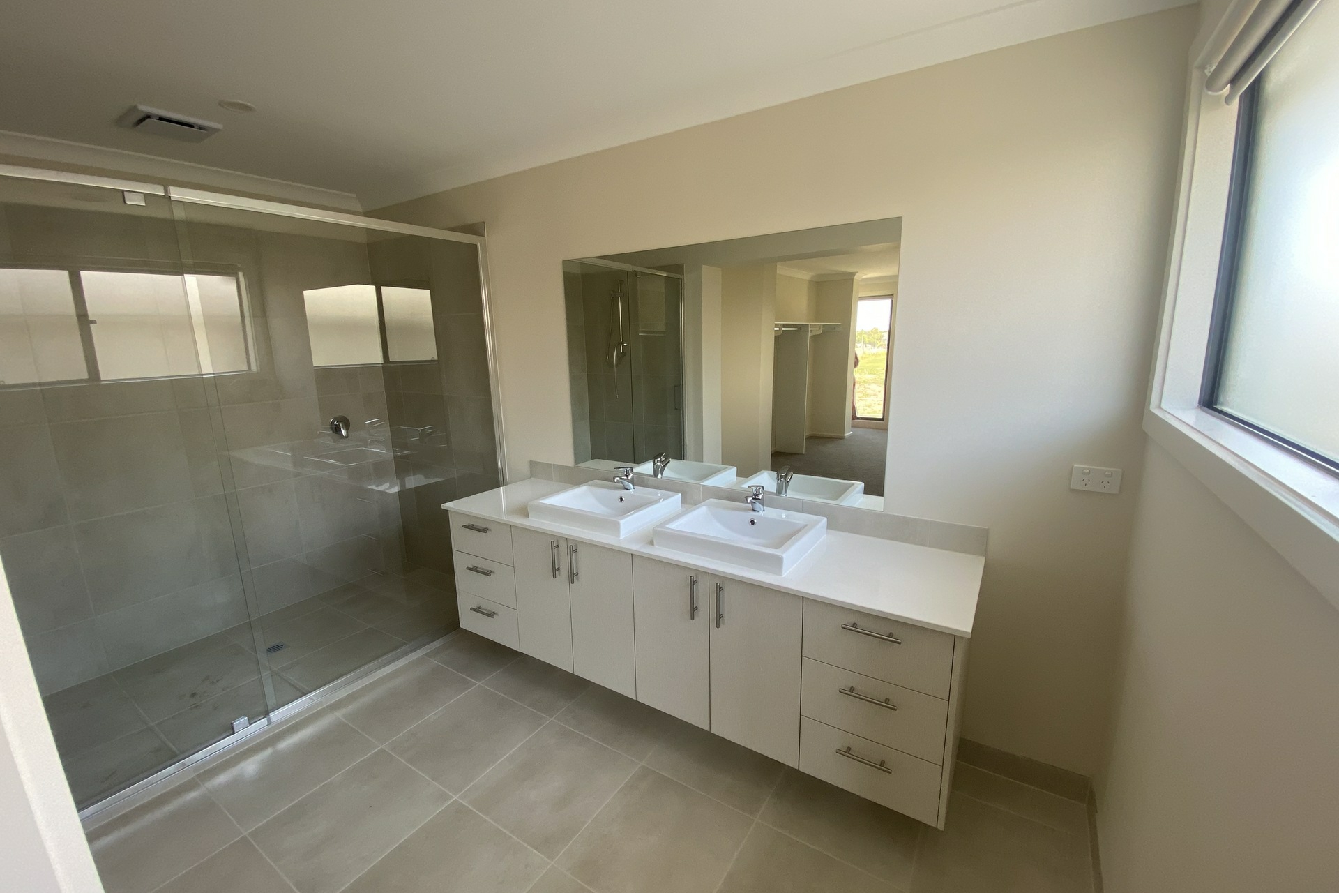 1 Camaro Drive, CRANBOURNE EAST