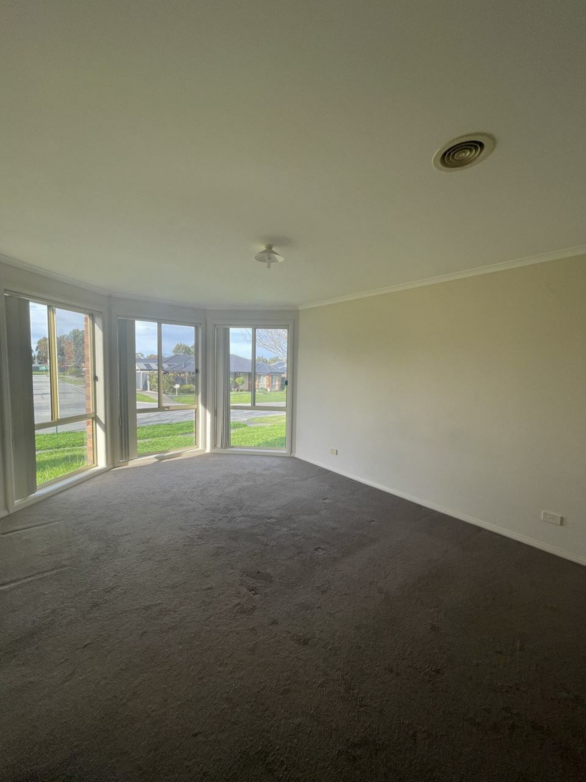 7 Ashmore Avenue, NARRE WARREN SOUTH