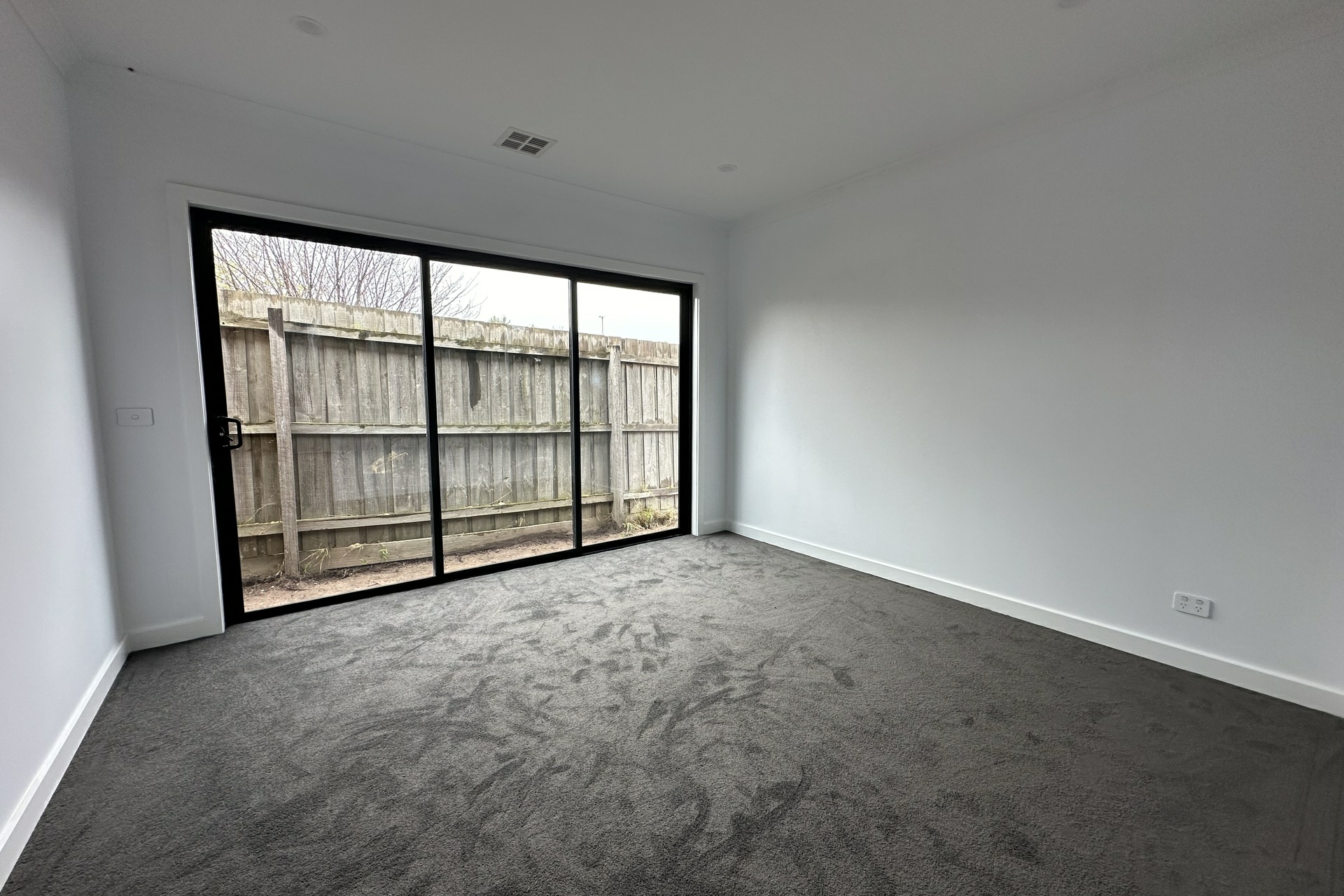 2/18 Mark Court, HAMPTON PARK