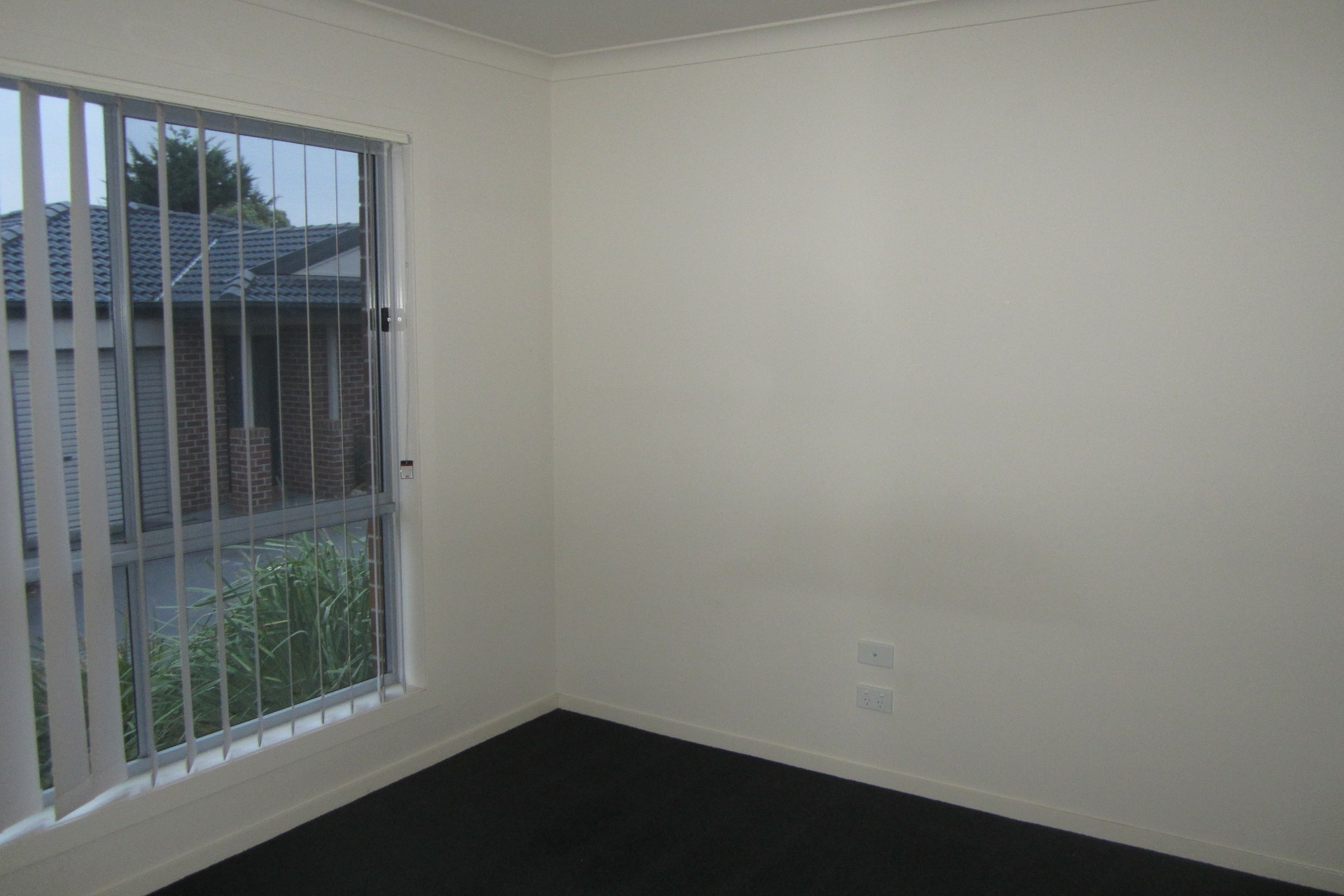 33/11 Hawk Avenue, PAKENHAM