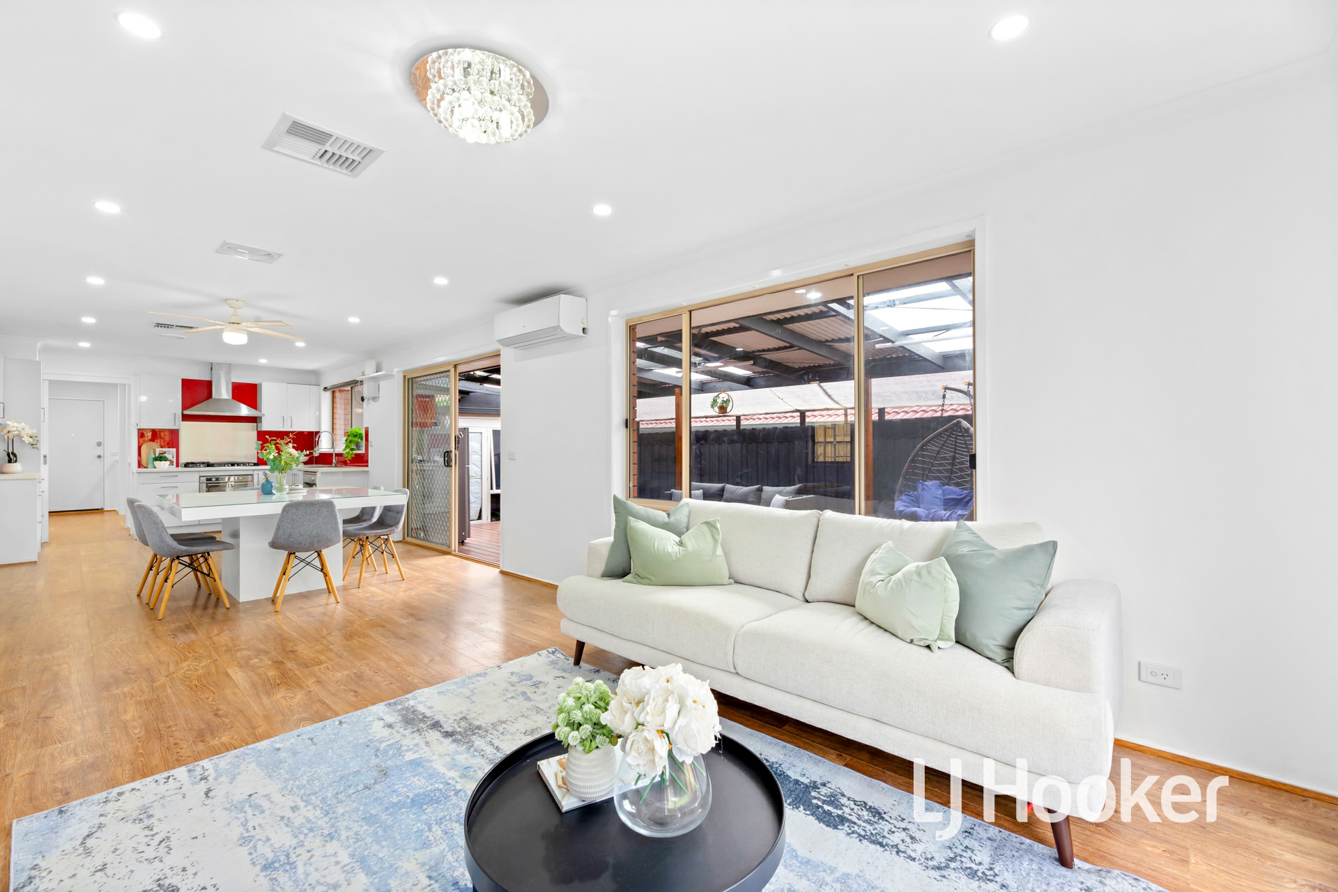 12 Sandhurst Mews, HAMPTON PARK