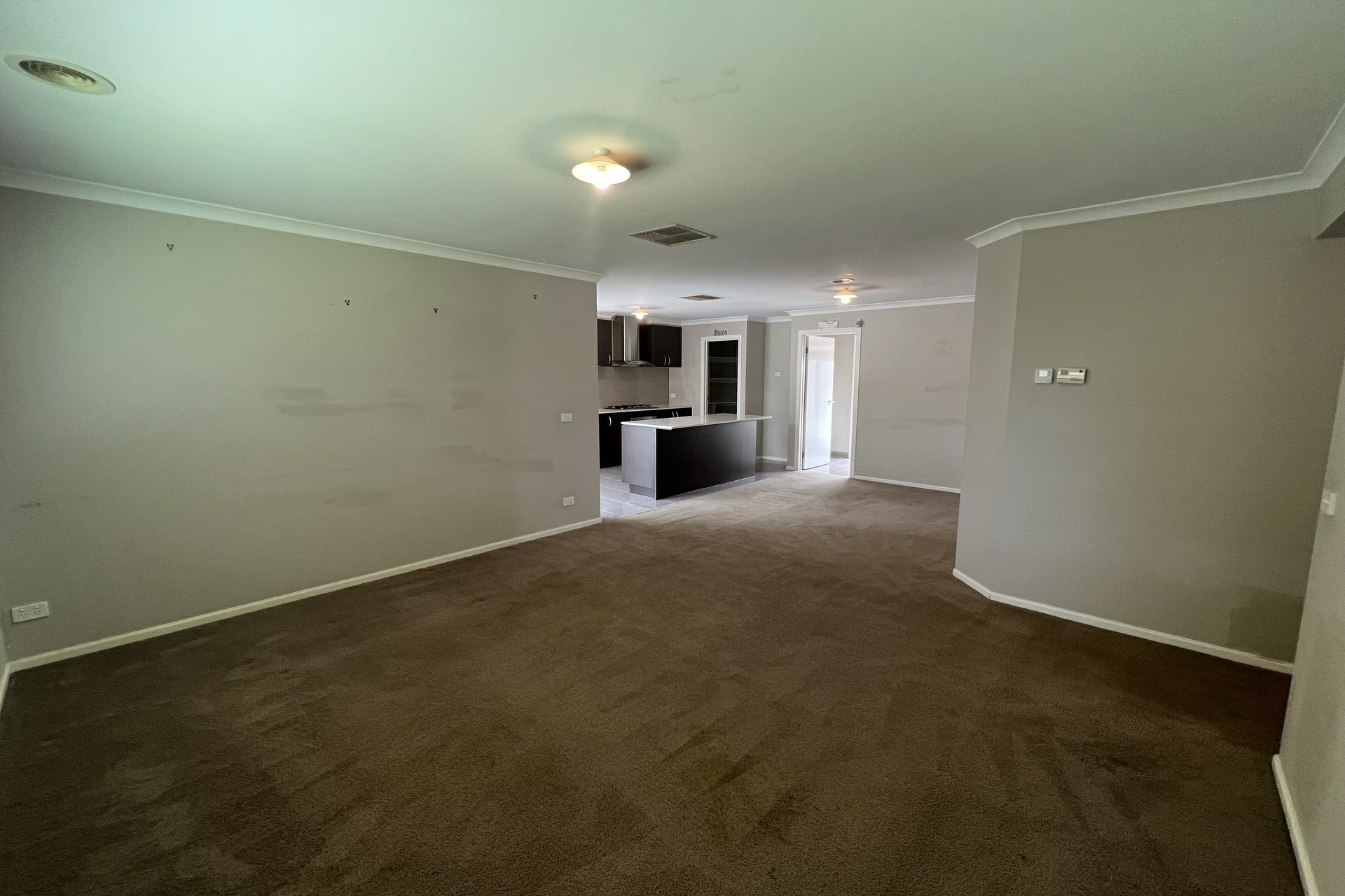 1 Tattle Grove, CRANBOURNE EAST