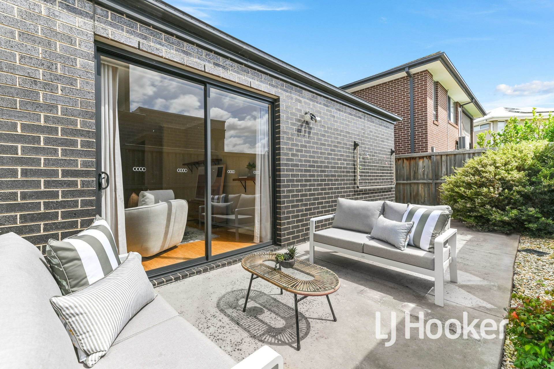 2 Riverbank Close, CLYDE NORTH