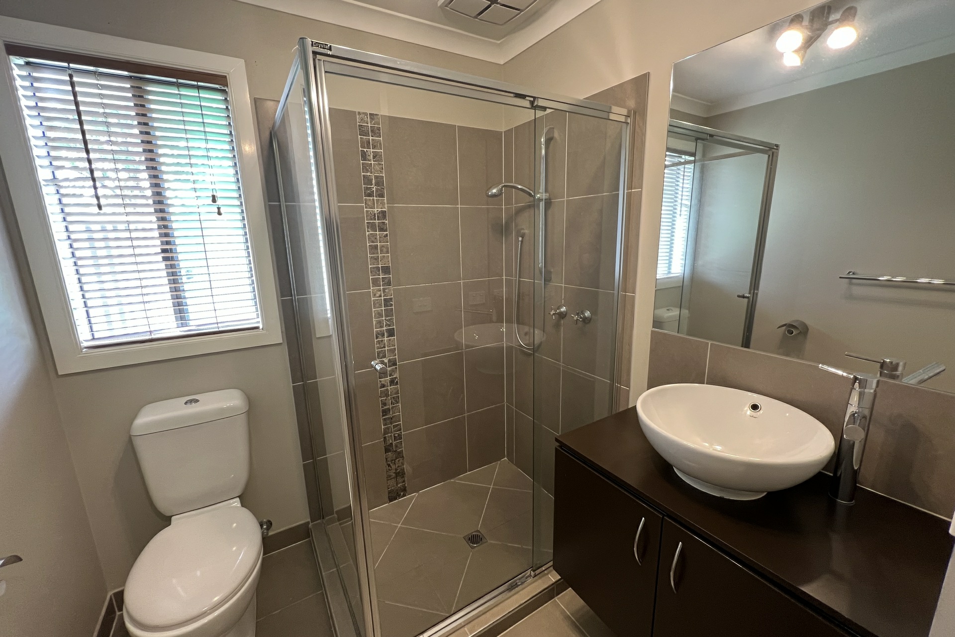 1 Tattle Grove, CRANBOURNE EAST