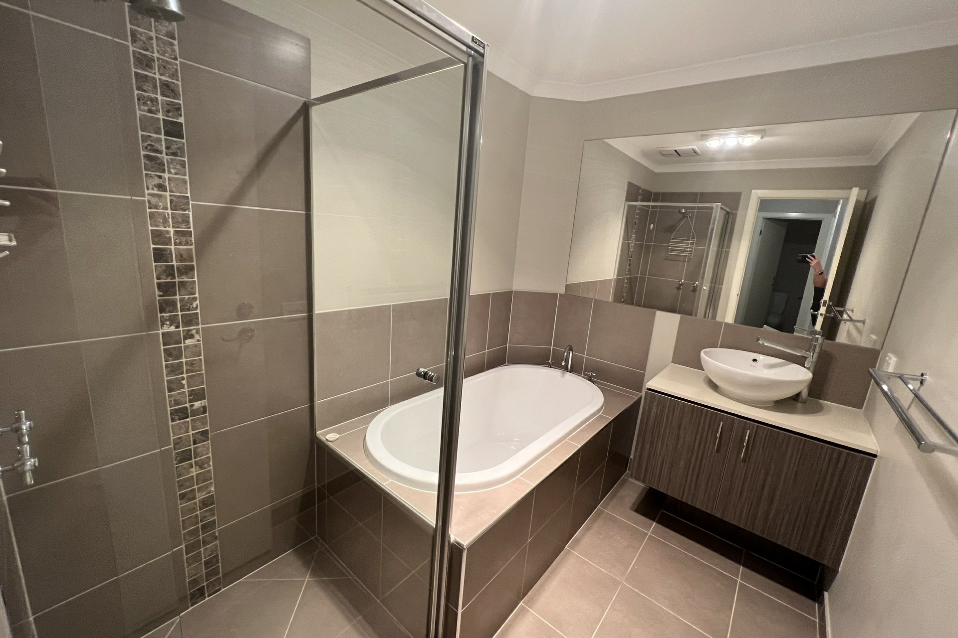1 Tattle Grove, CRANBOURNE EAST