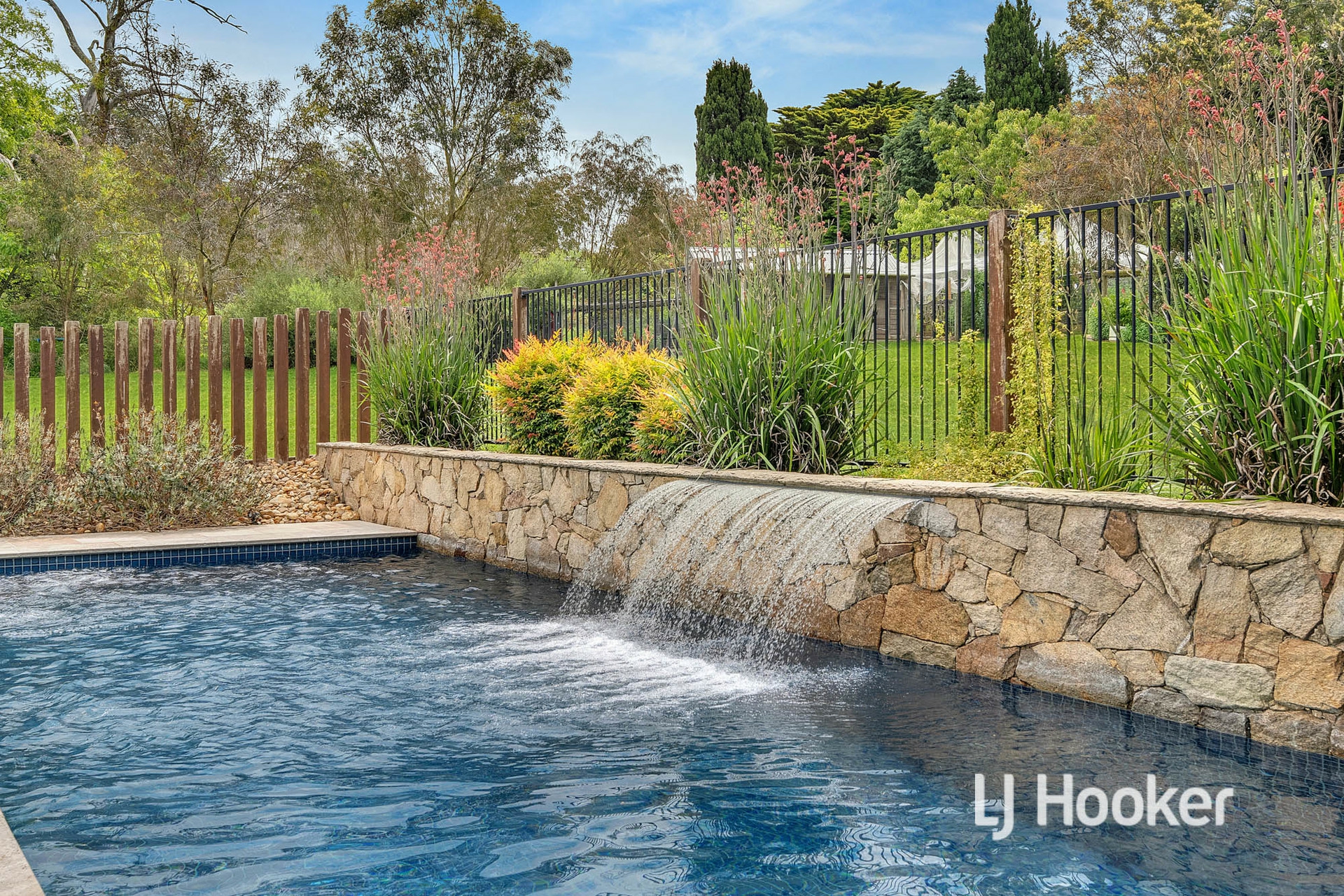 21 McKenzie Lane, NARRE WARREN NORTH