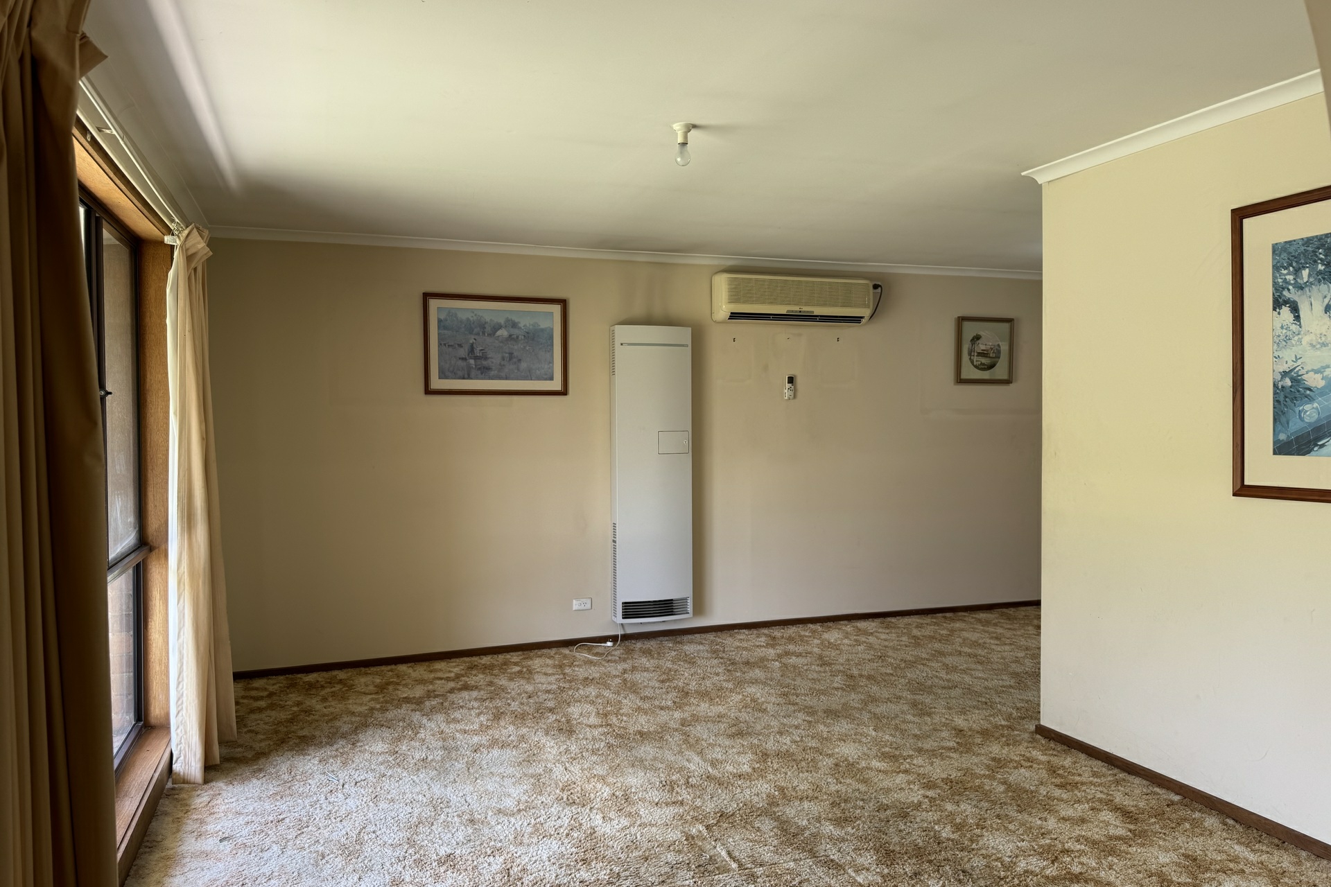 30 Ivan Crescent, HAMPTON PARK