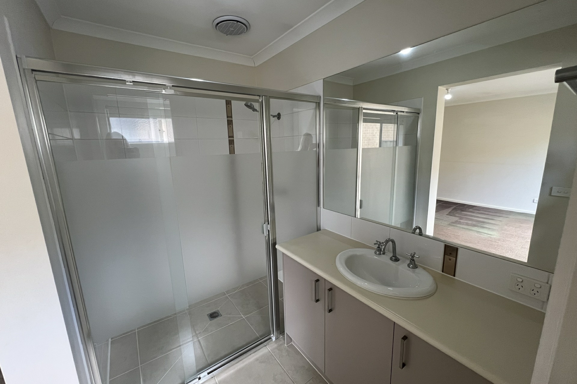 25 Beagle Street, CRANBOURNE EAST