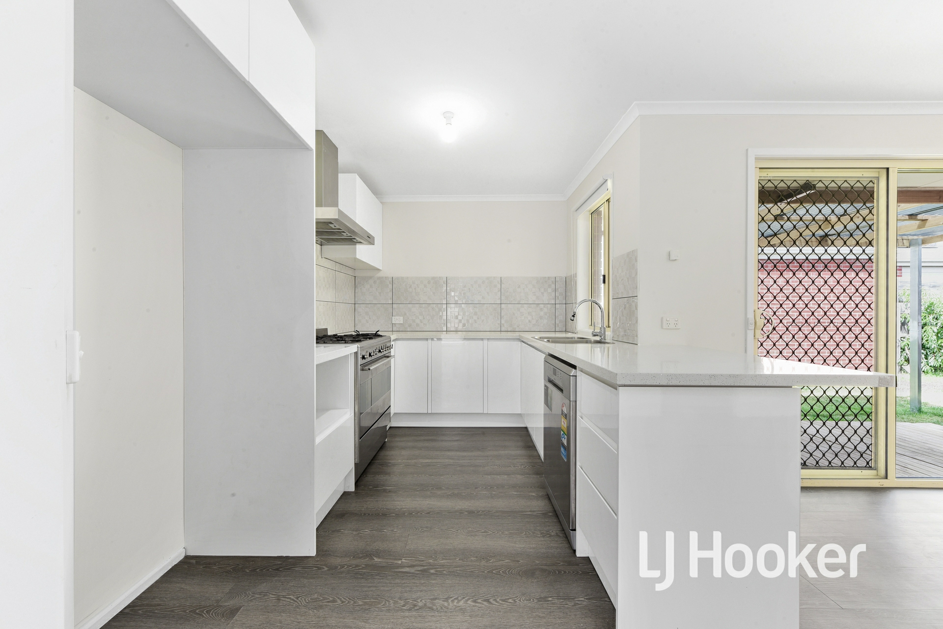 65 Greenwood Drive, CARRUM DOWNS