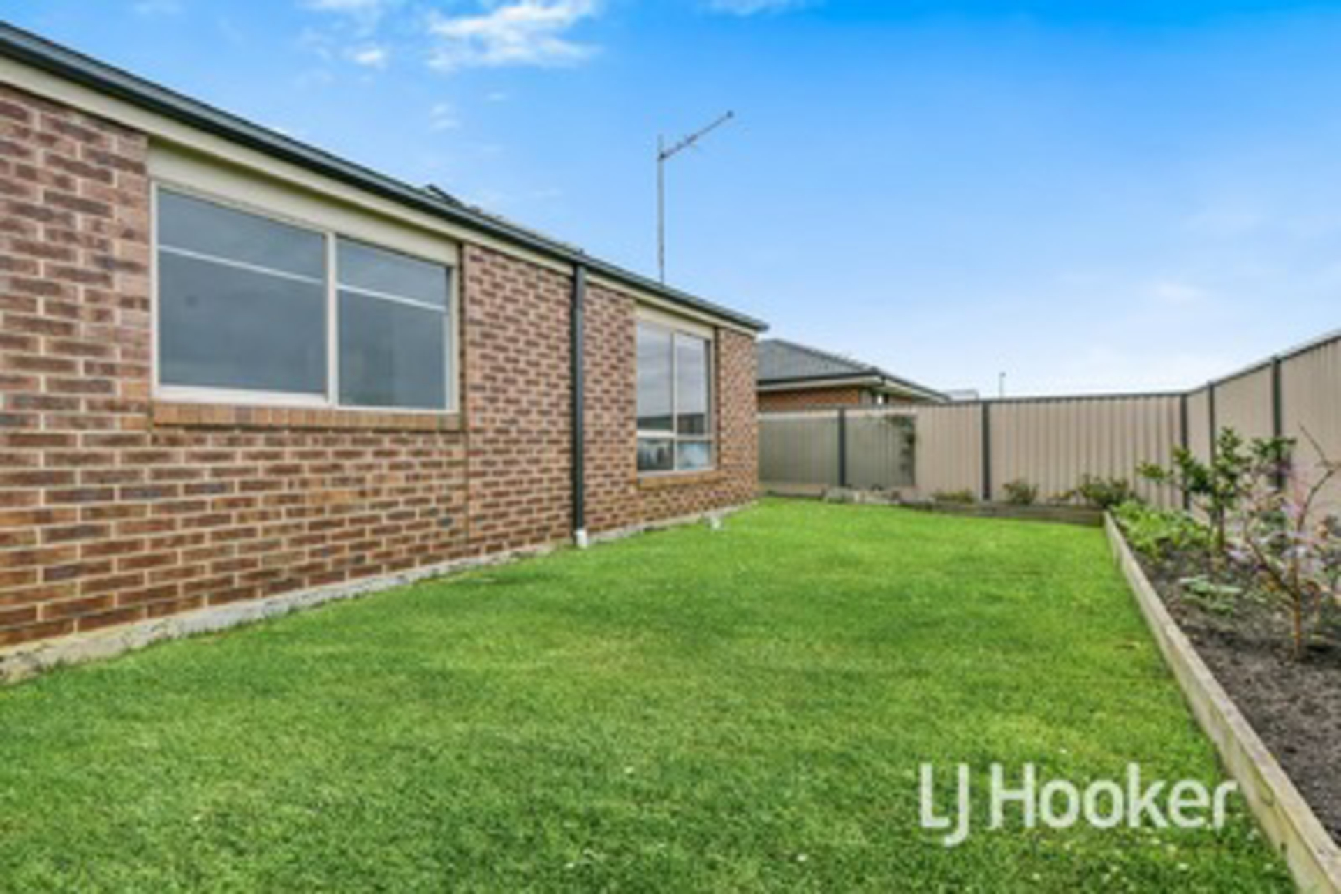 56 Andretti Avenue, LYNBROOK
