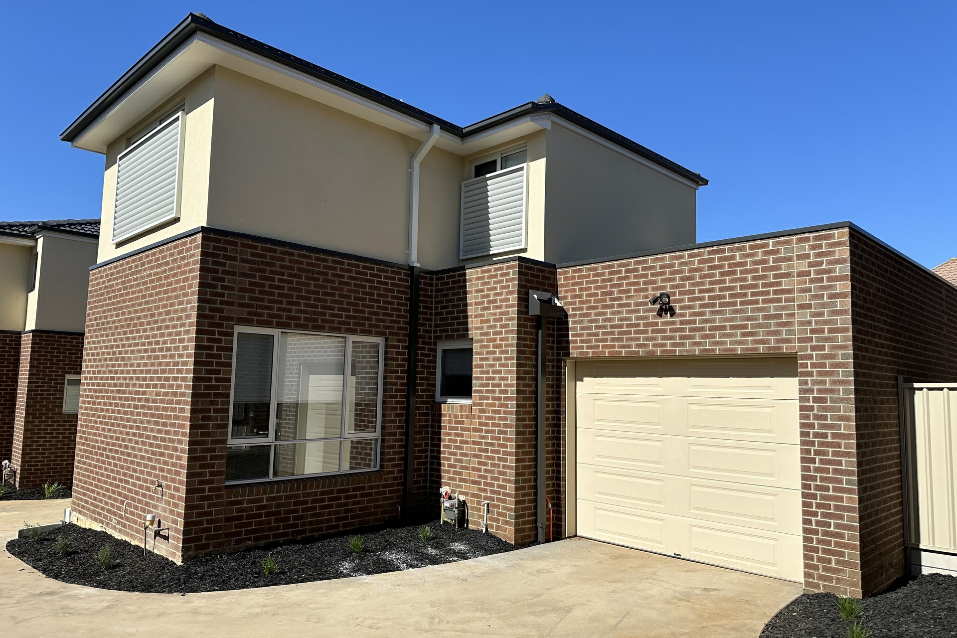 2/68 Frawley Road, HALLAM
