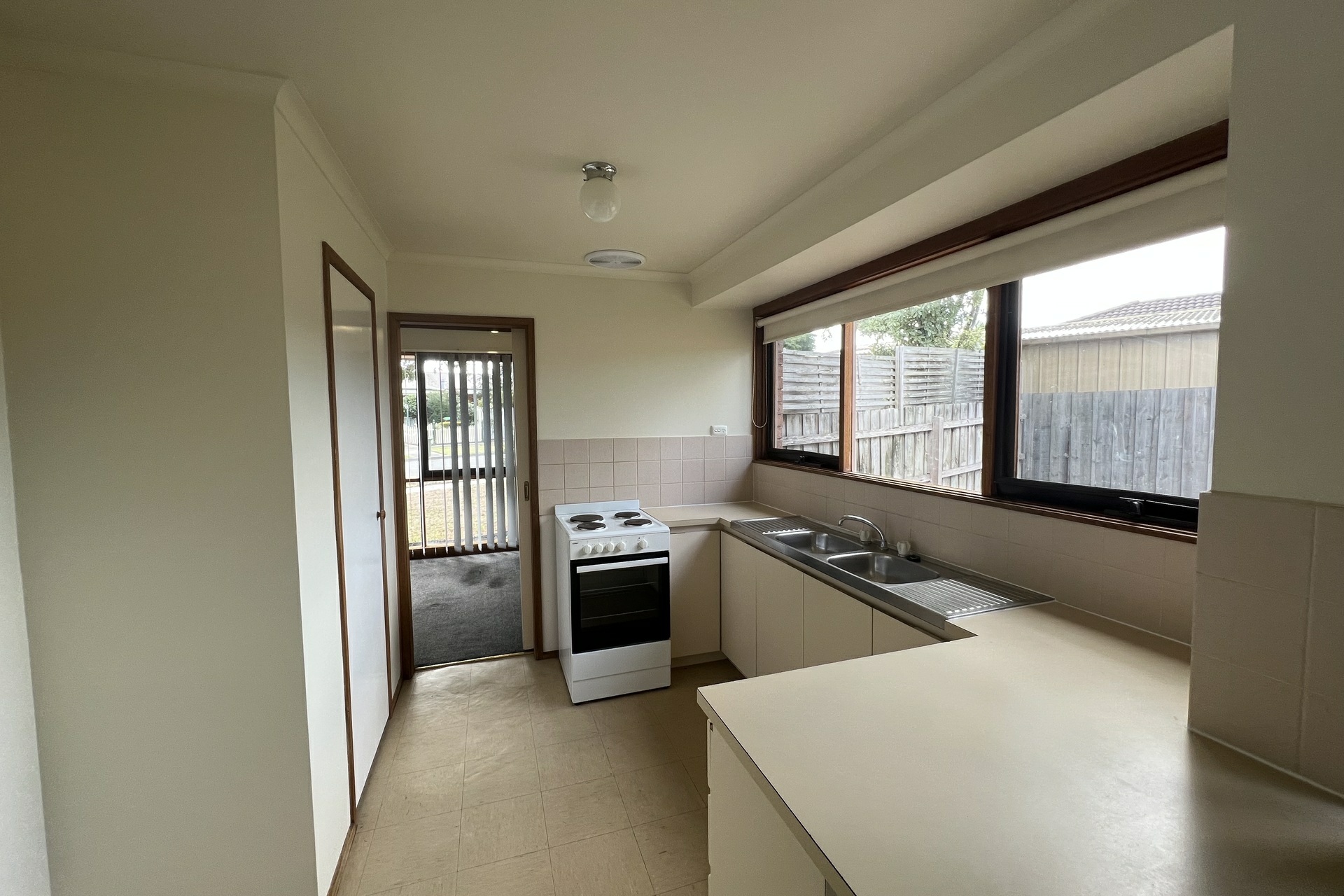 39 Josephine Avenue, CRANBOURNE NORTH