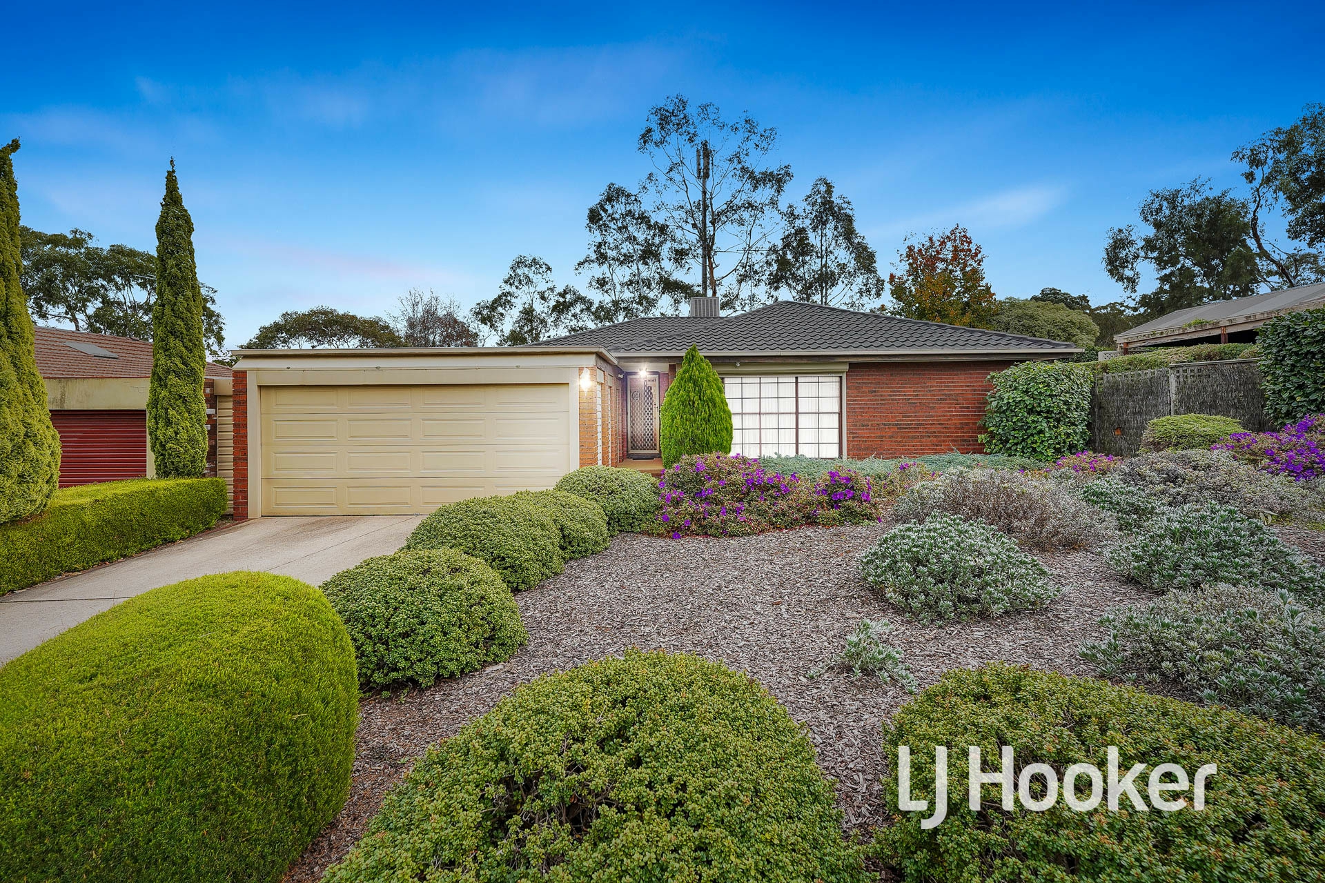 84 Charles Green Avenue, ENDEAVOUR HILLS