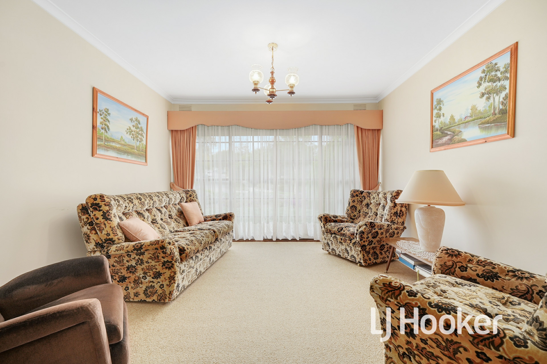 84 Charles Green Avenue, ENDEAVOUR HILLS