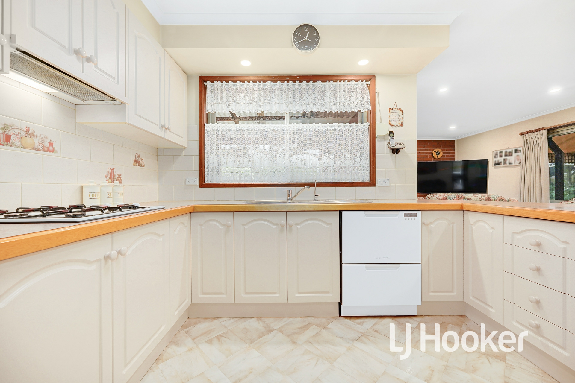 84 Charles Green Avenue, ENDEAVOUR HILLS