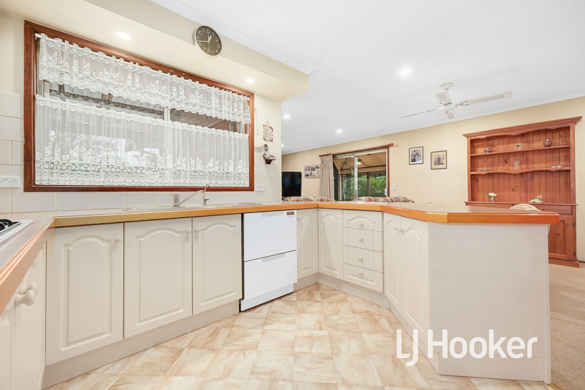 84 Charles Green Avenue, ENDEAVOUR HILLS