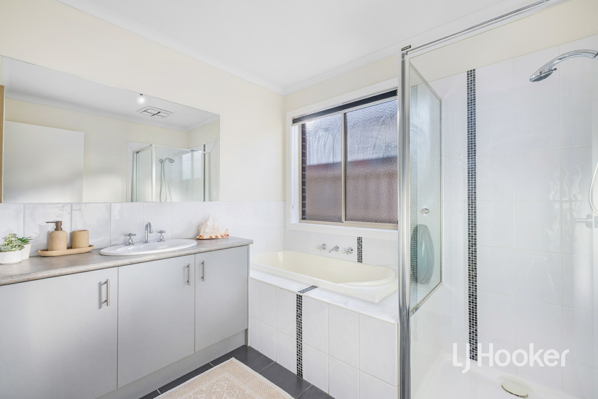 21 Bianca Crescent, CRANBOURNE NORTH
