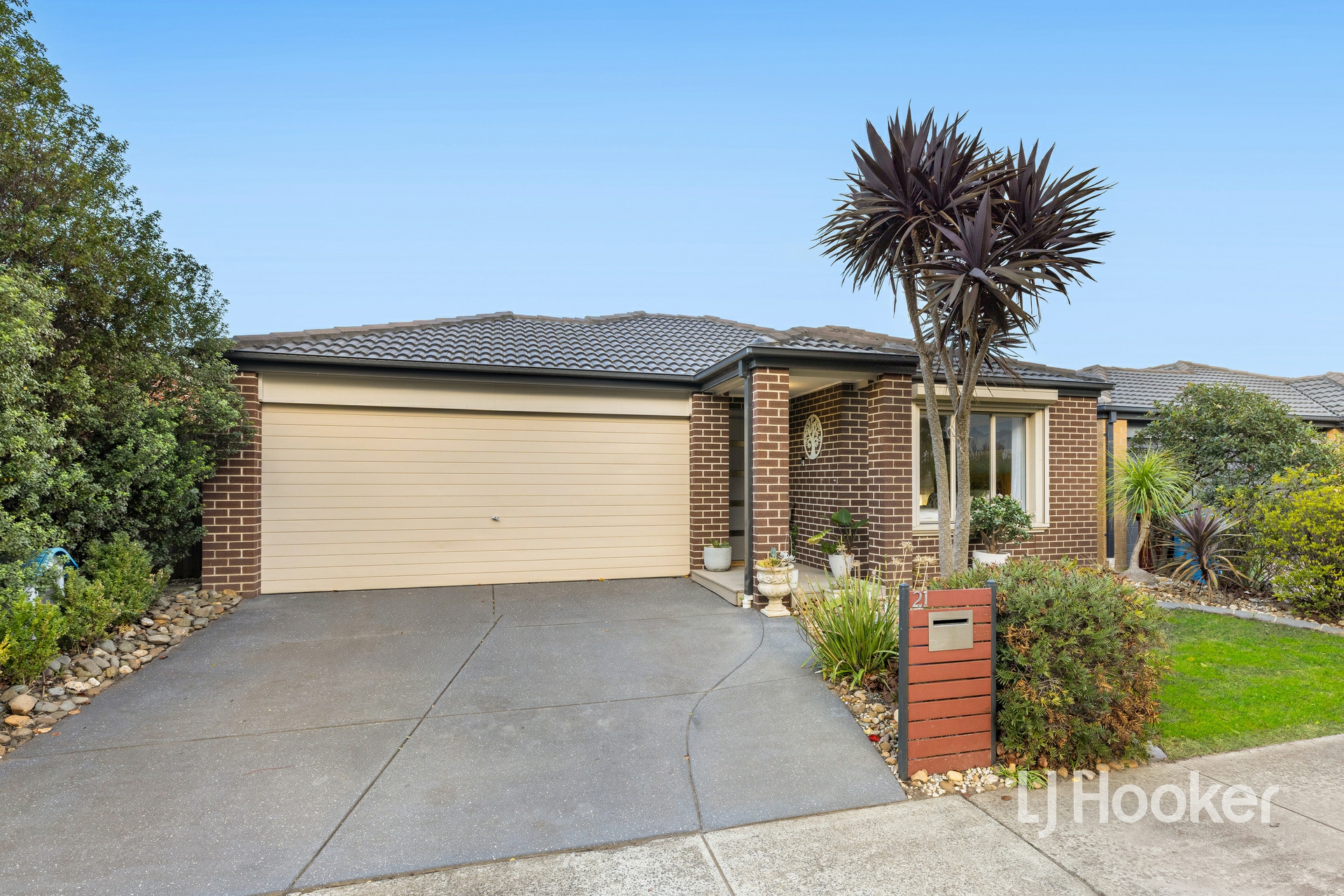21 Bianca Crescent, CRANBOURNE NORTH