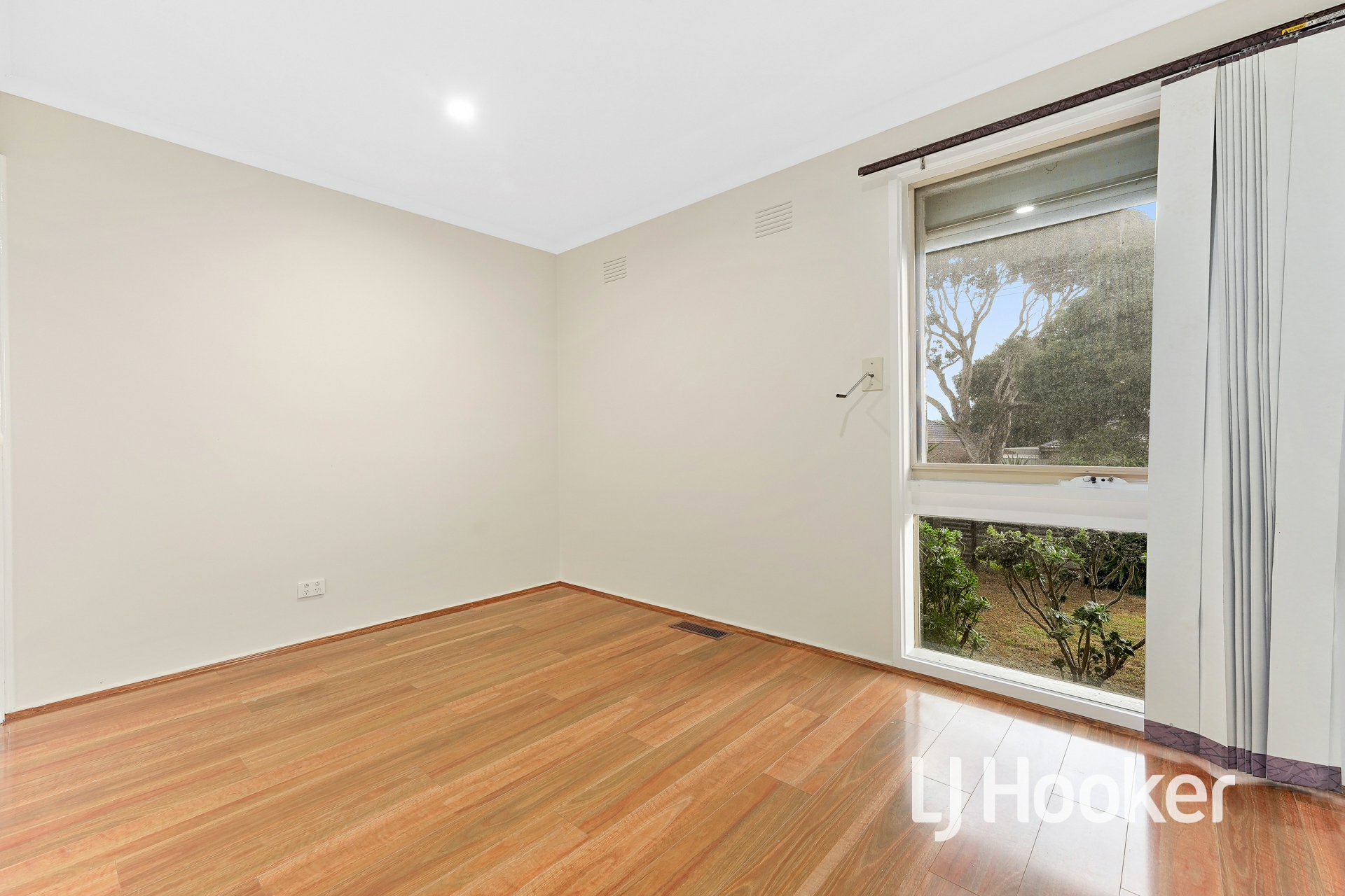 7 Delacombe Drive, HAMPTON PARK