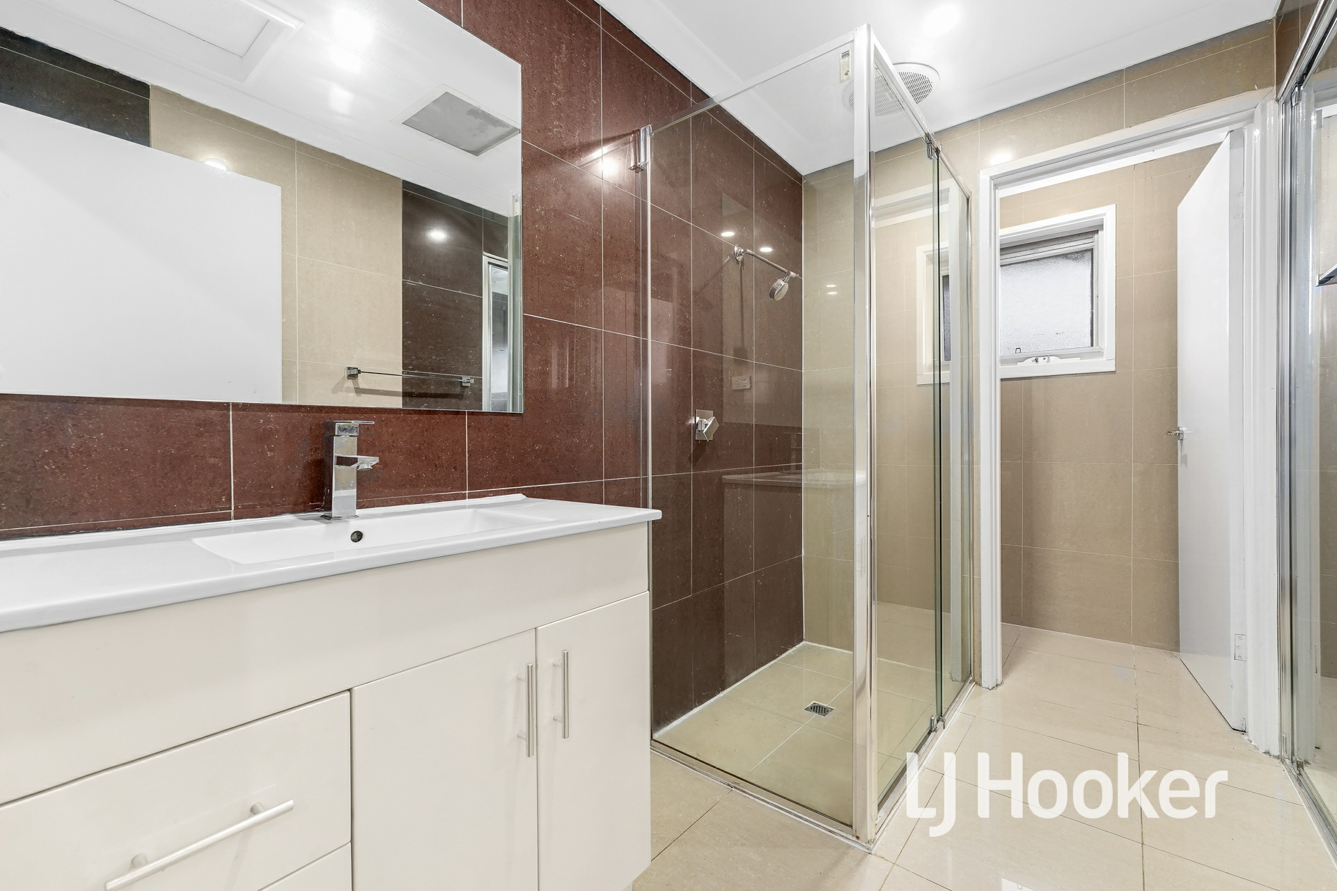 7 Delacombe Drive, HAMPTON PARK