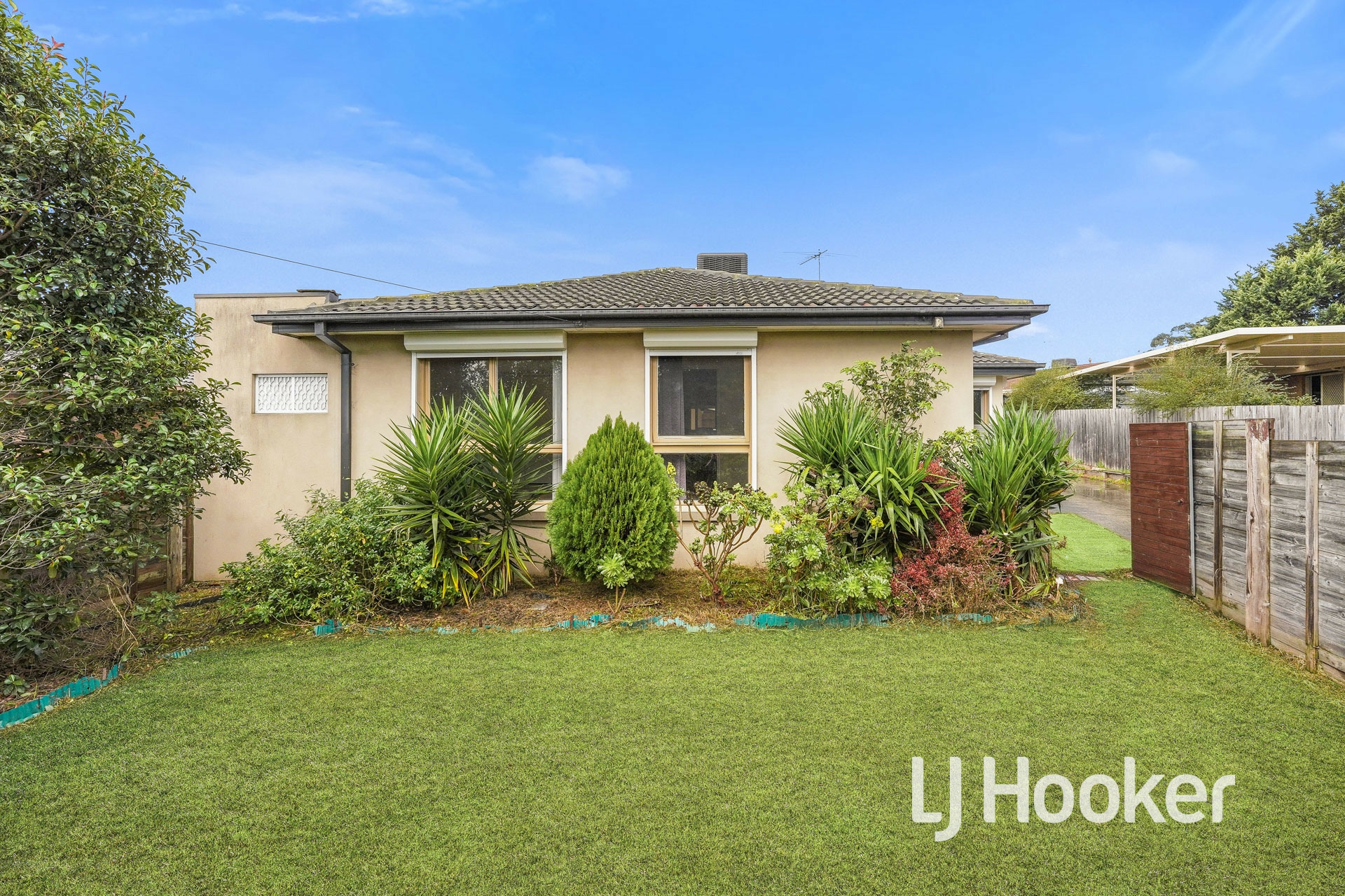 7 Delacombe Drive, HAMPTON PARK