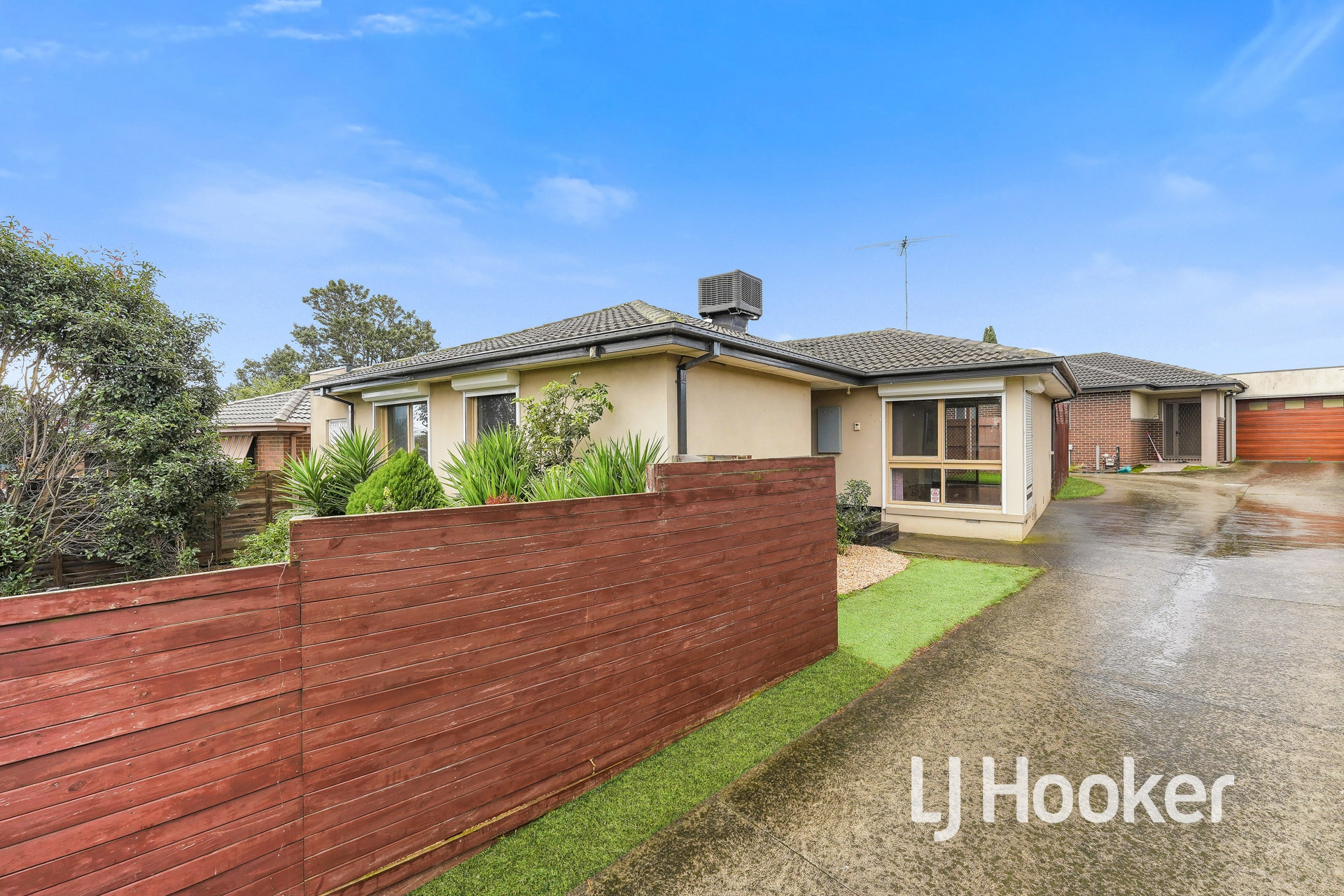 7 Delacombe Drive, HAMPTON PARK