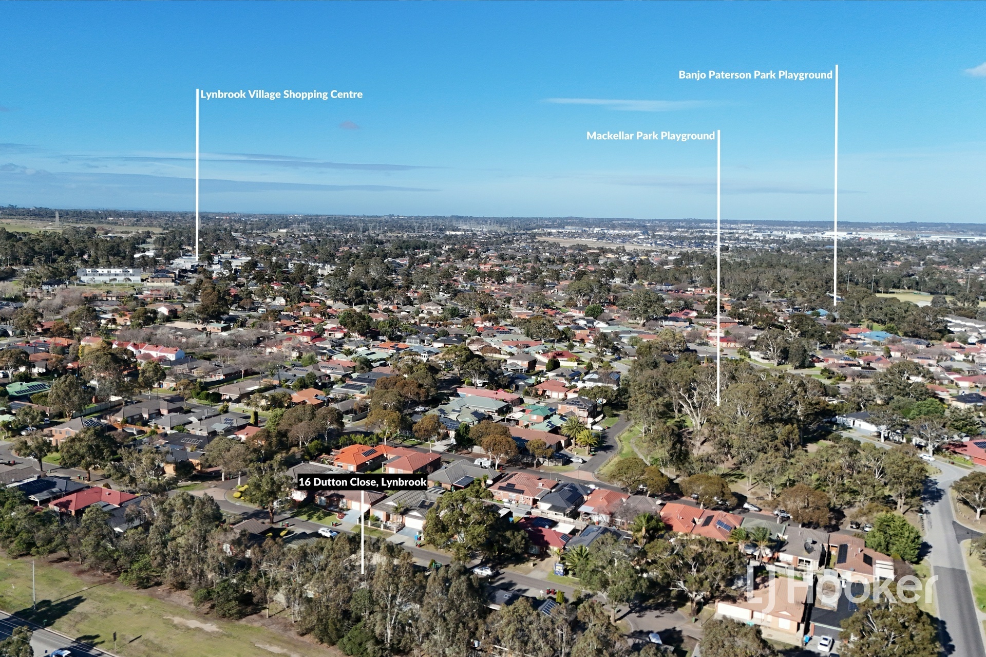 16 Dutton Close, LYNBROOK
